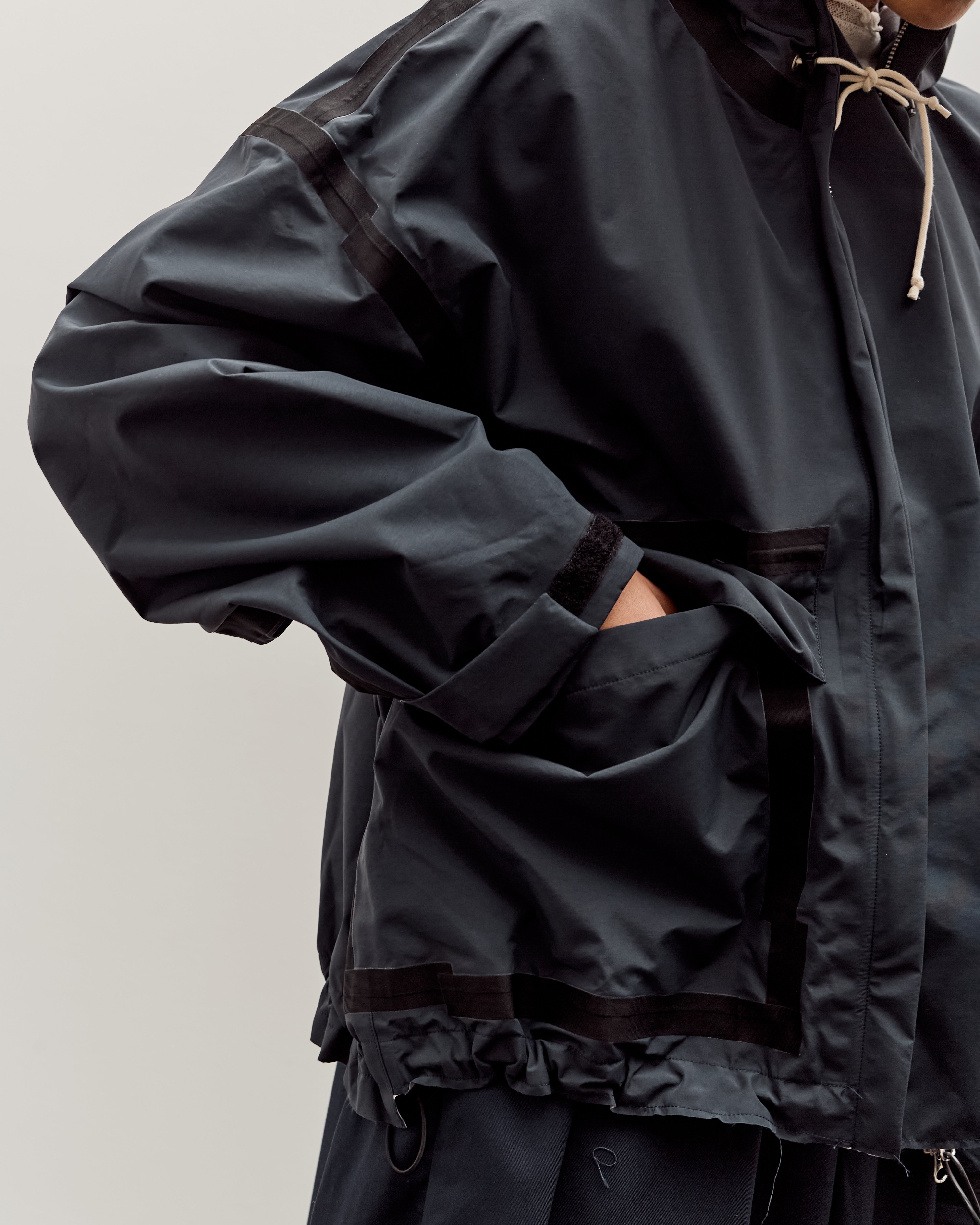 Camiel Fortgens Taped Outdoor Jacket, Navy – Glasswing