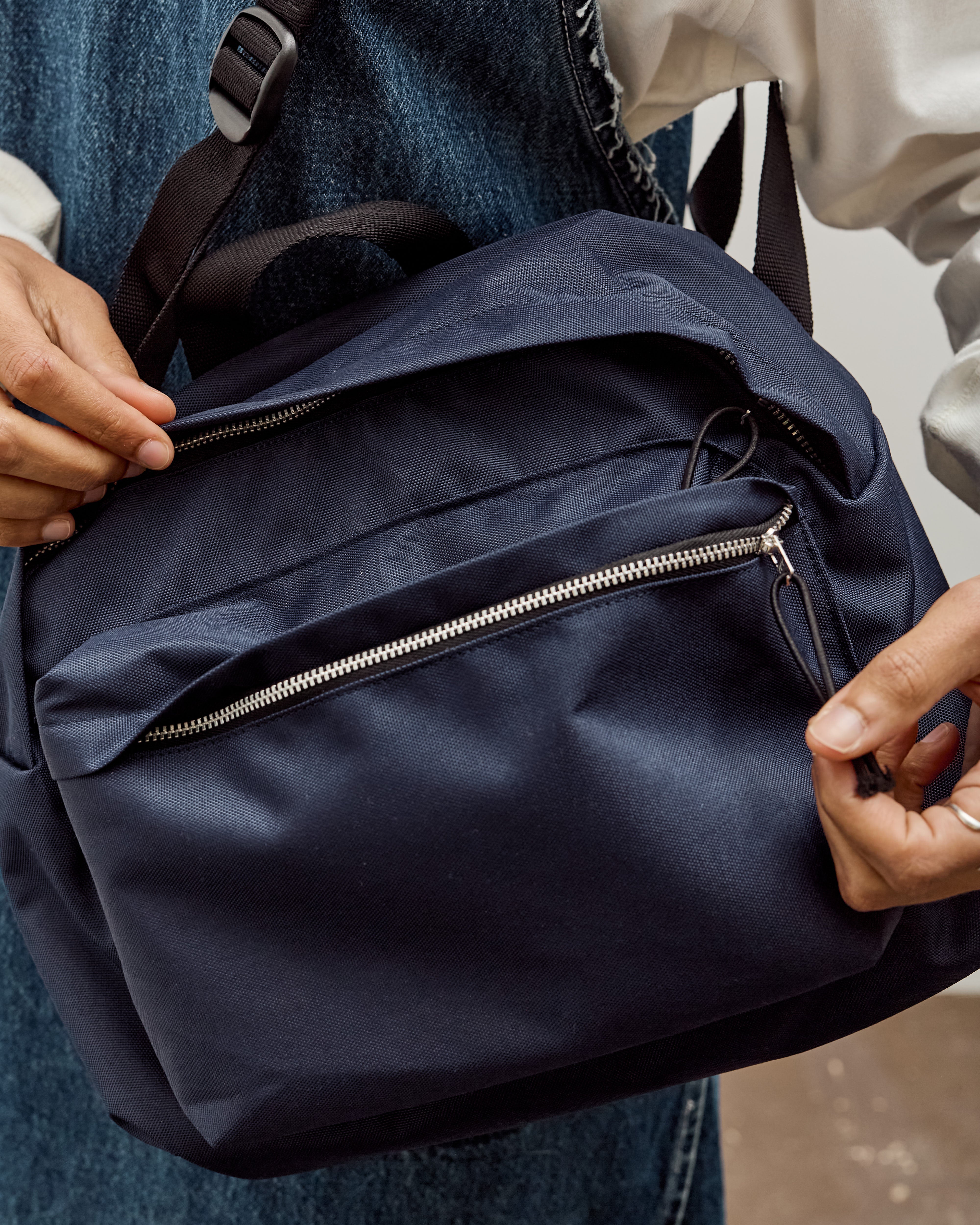 Camiel Fortgens Daypack, Navy – Glasswing