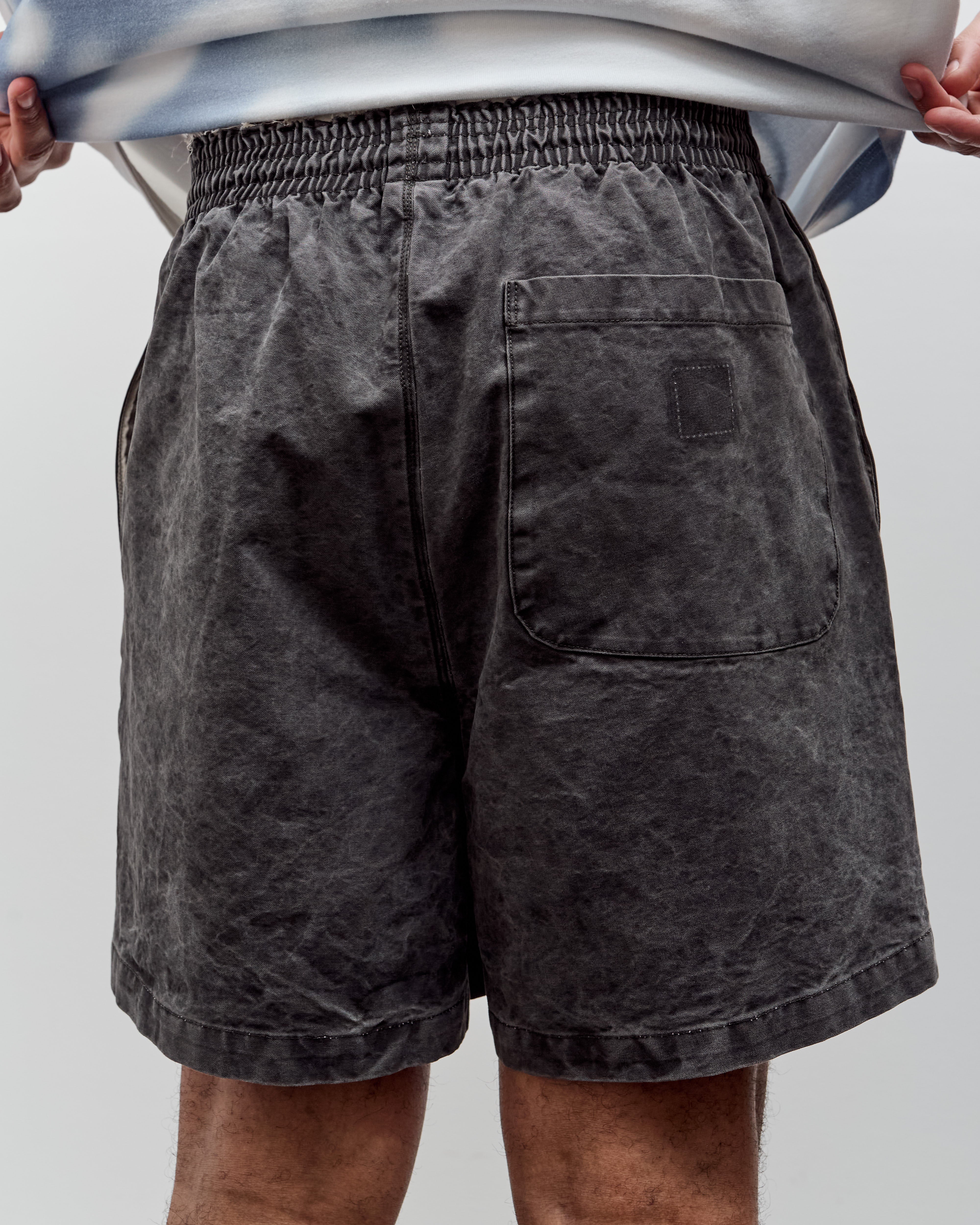カミエルフォートヘンス KNEE SHORTS COTTON TWILL Camiel Fortgens Knee Shorts, Black Vintage Wash – Glasswing