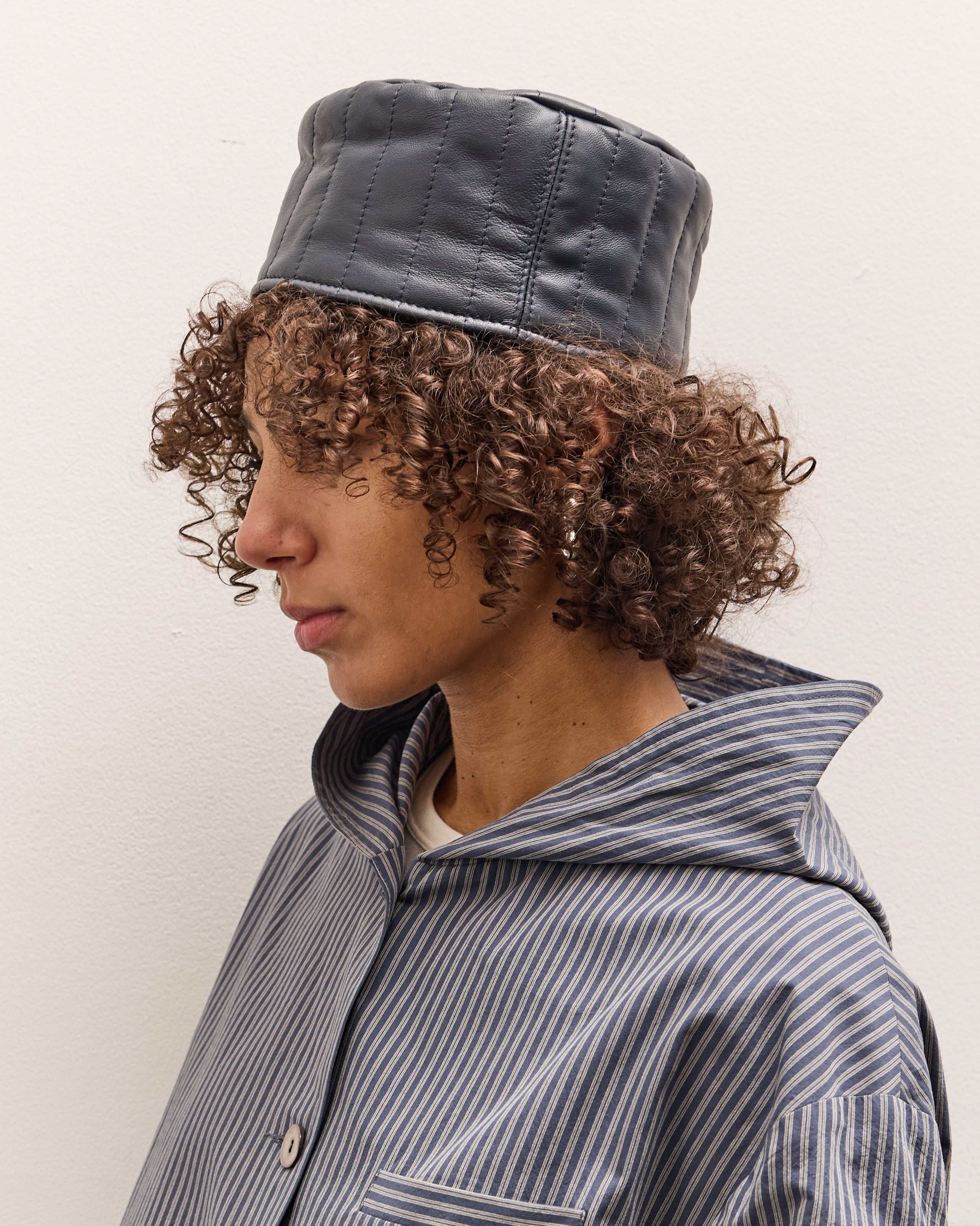 Quilted Nappa Pill Box Hat, Navy – Glasswing