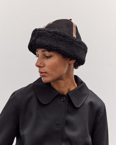 Suede Back Curly Contrast Panel Hat, Black/Tan