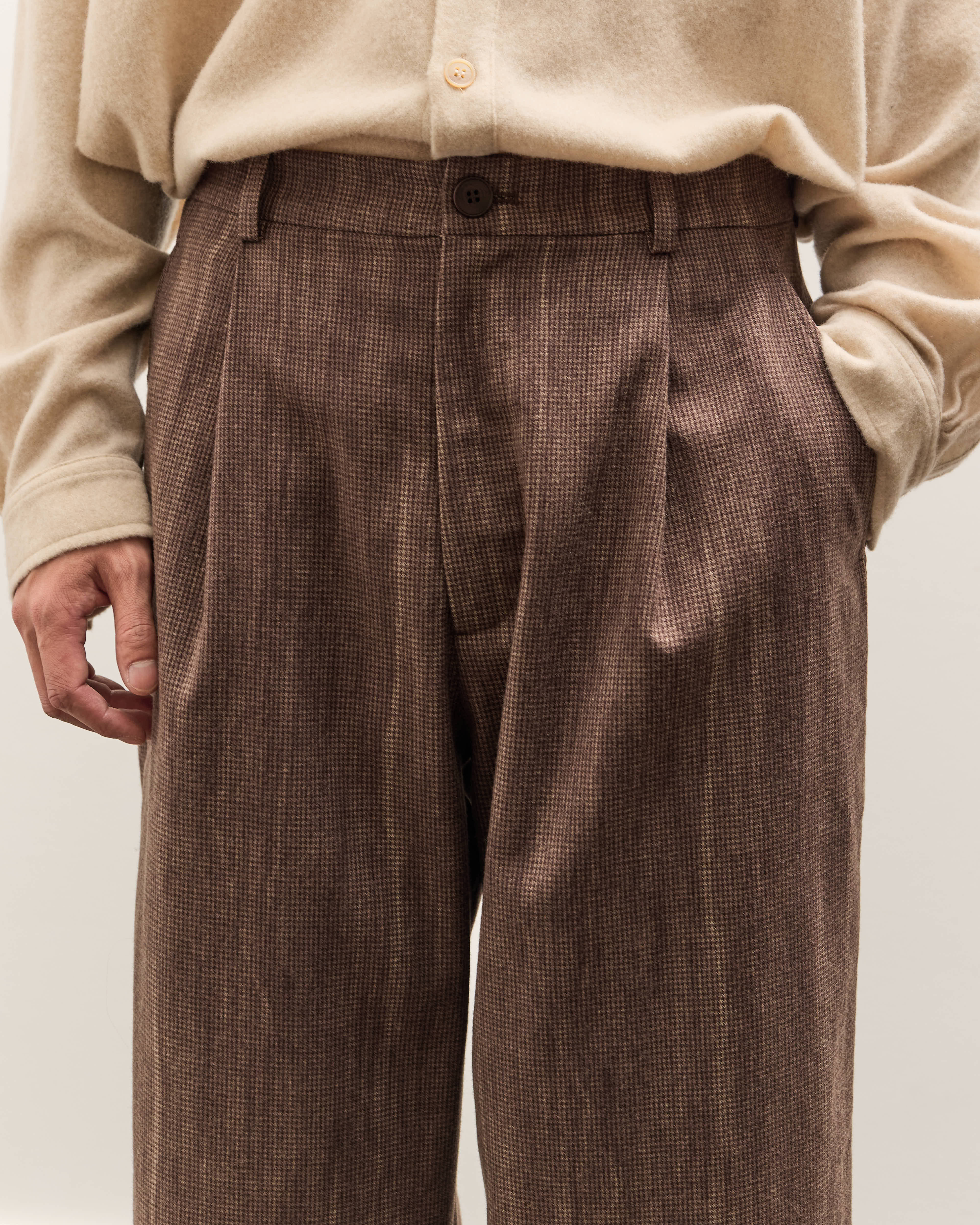 Colbo Single Pleat Pants Unisex, Washed Brown Houndstooth – Glasswing