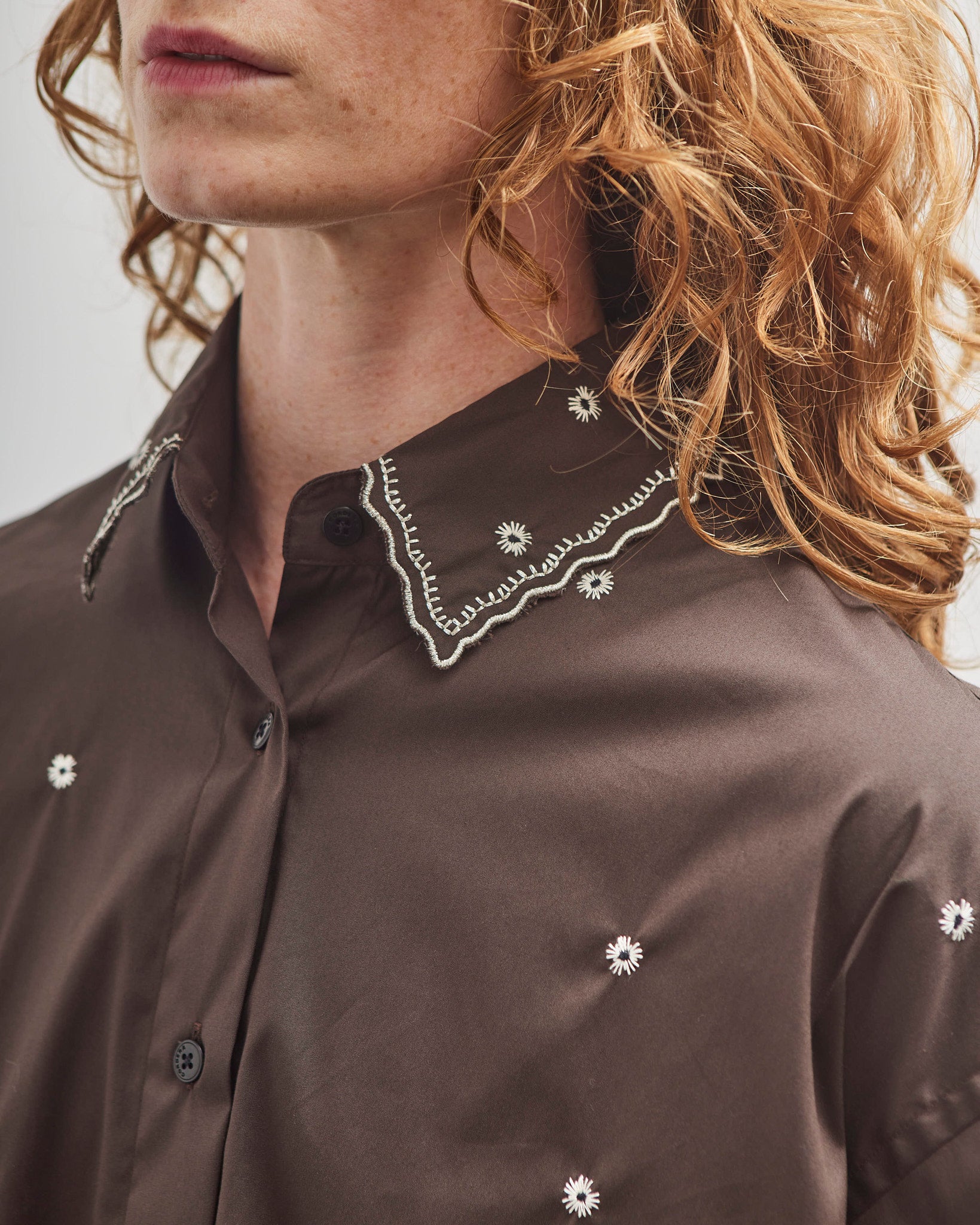 Cordera Embroidery Shirt, Chocolate – Glasswing