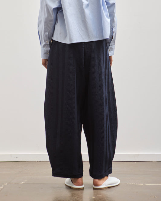 Cordera Herringbone Curved Pant, Navy