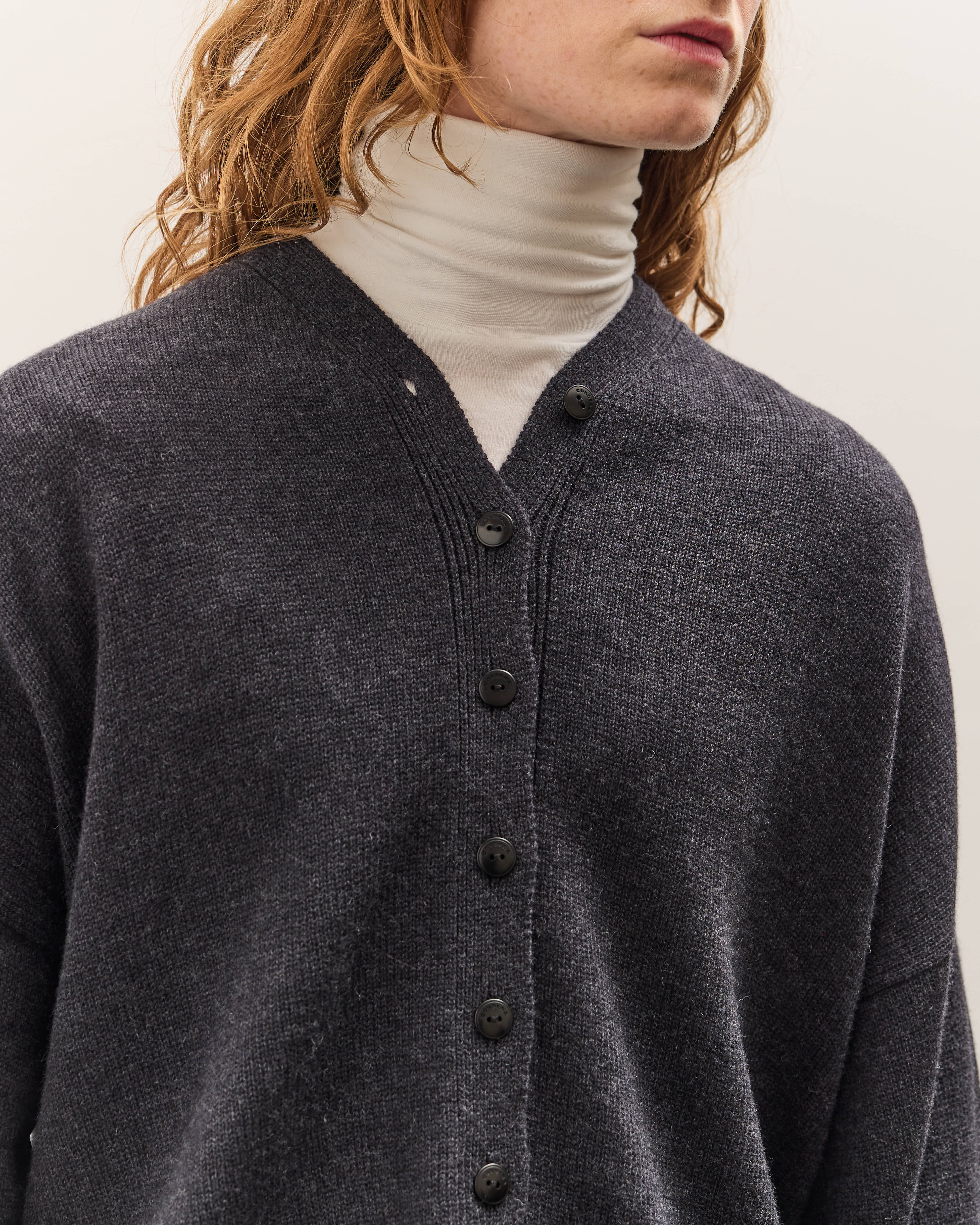 CORDERA ニット Cordera Viscose Shimmery Cardigan, Off-White – Glasswing