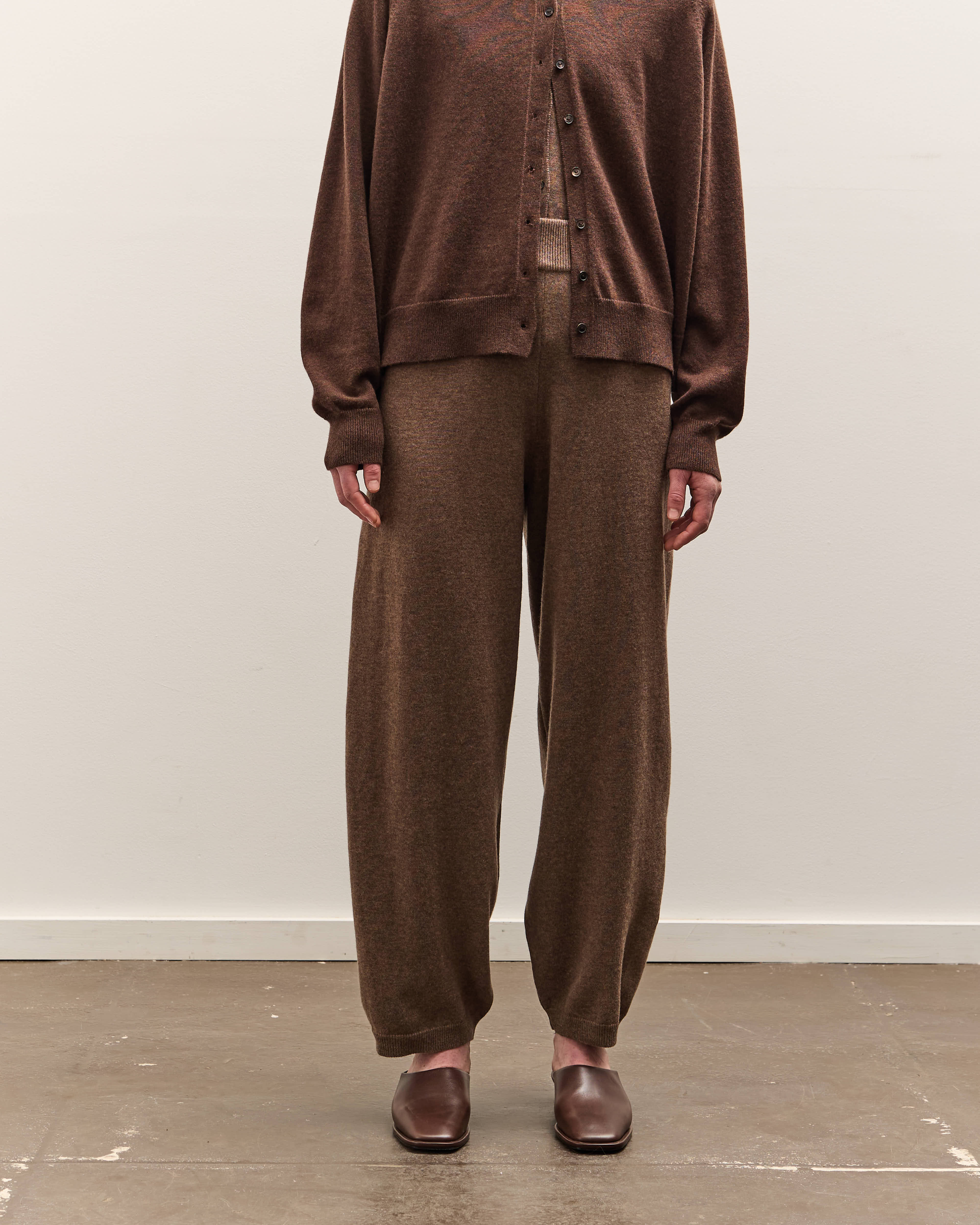 Cordera Merino Wool Curved Pants, Taupe – Glasswing