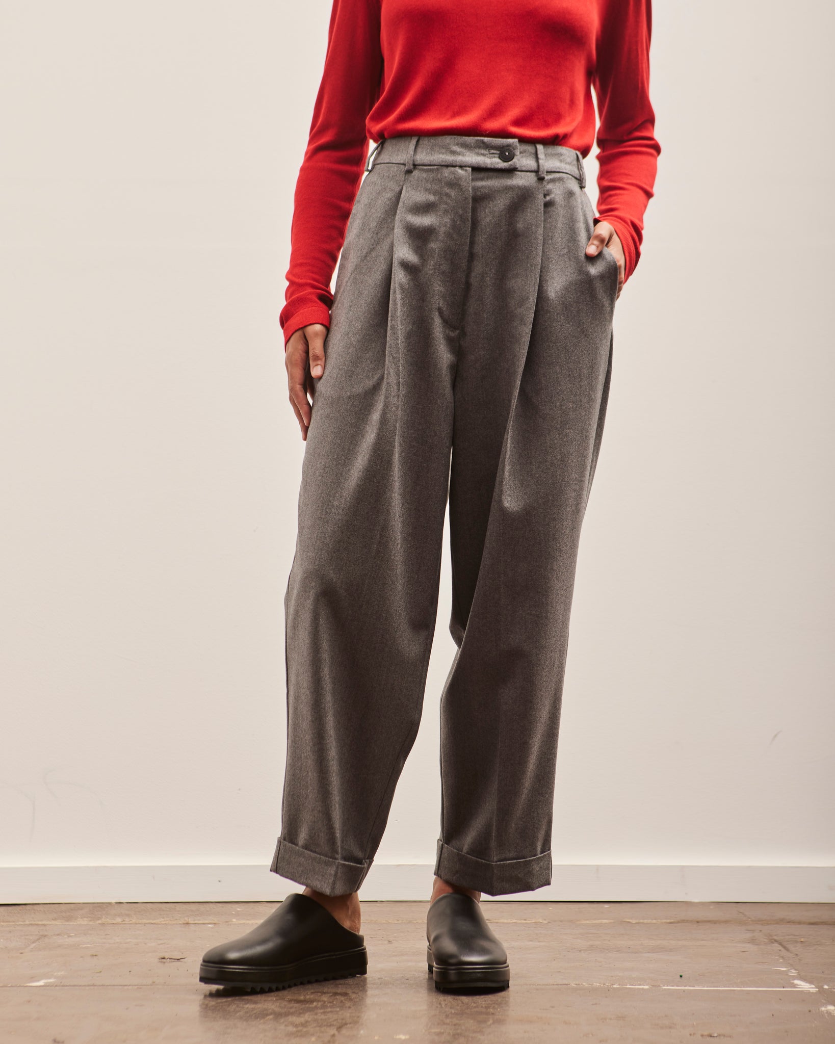 Cotton, Linen and Silk-Blend Tapered Trousers - Official Online Store -  ICICLE