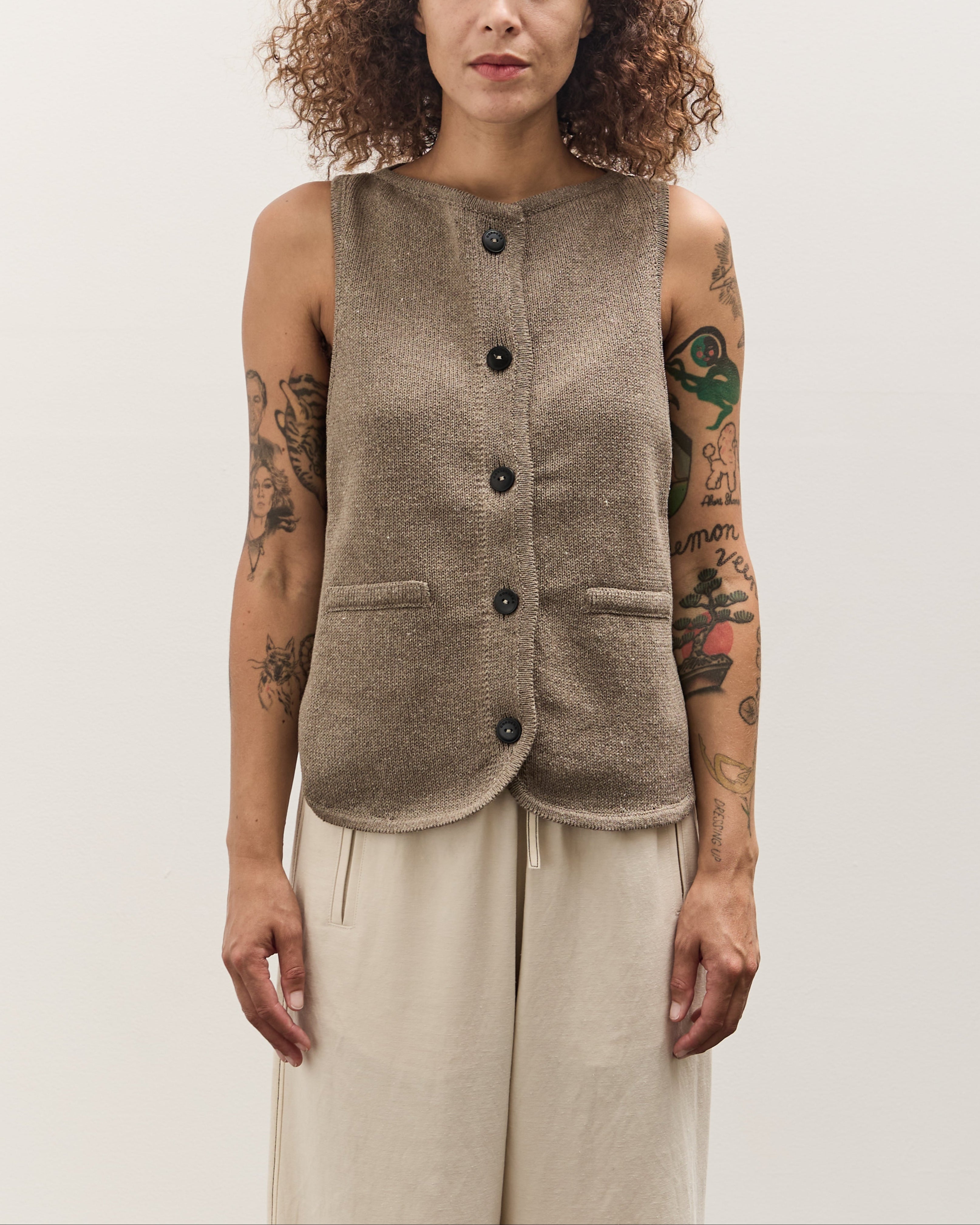 Cordera Boatneck Waistcoat, Taupe – Glasswing