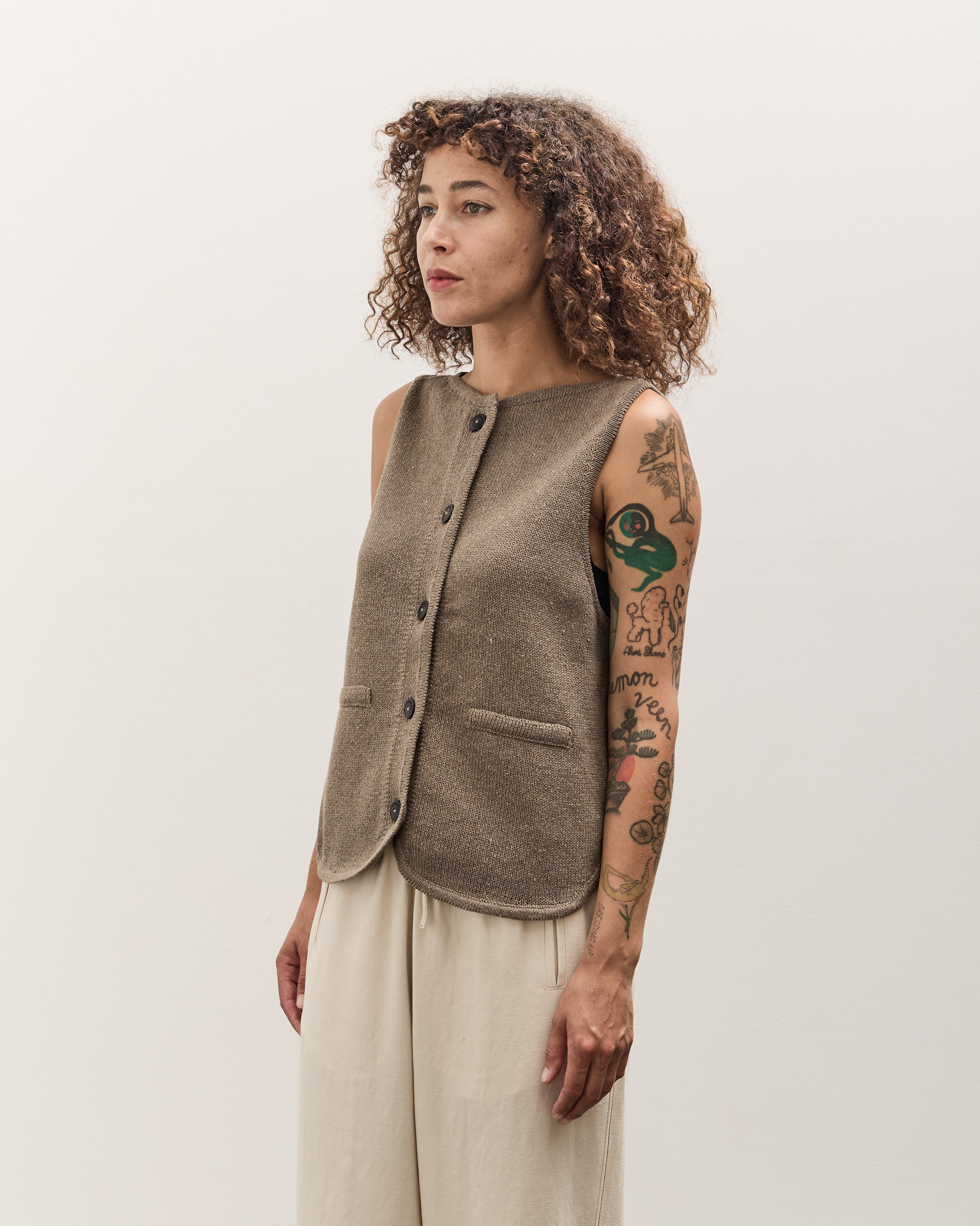 Cordera Boatneck Waistcoat, Taupe – Glasswing