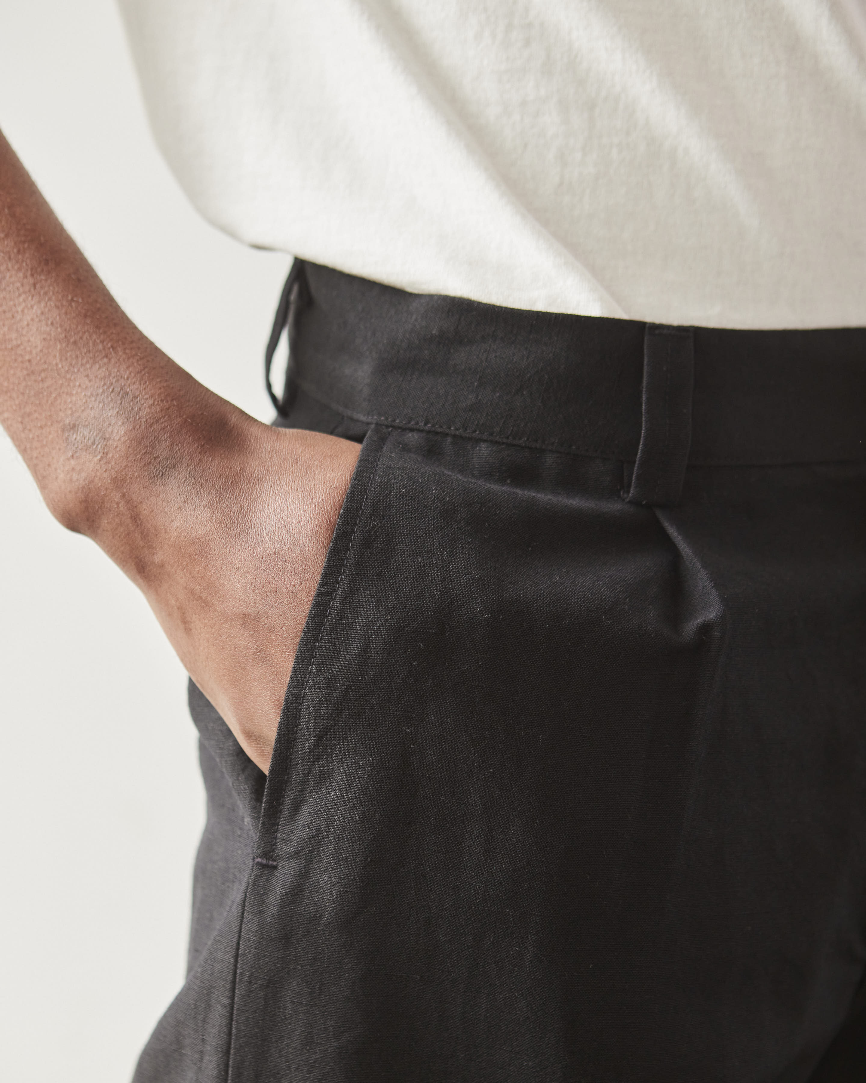 Evan Kinori Tropical Wool/Linen Canvas Single Pleat Pant