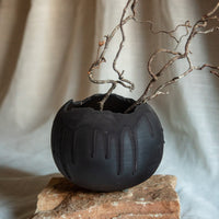 Alex Roby Onyx Drip Form No.2