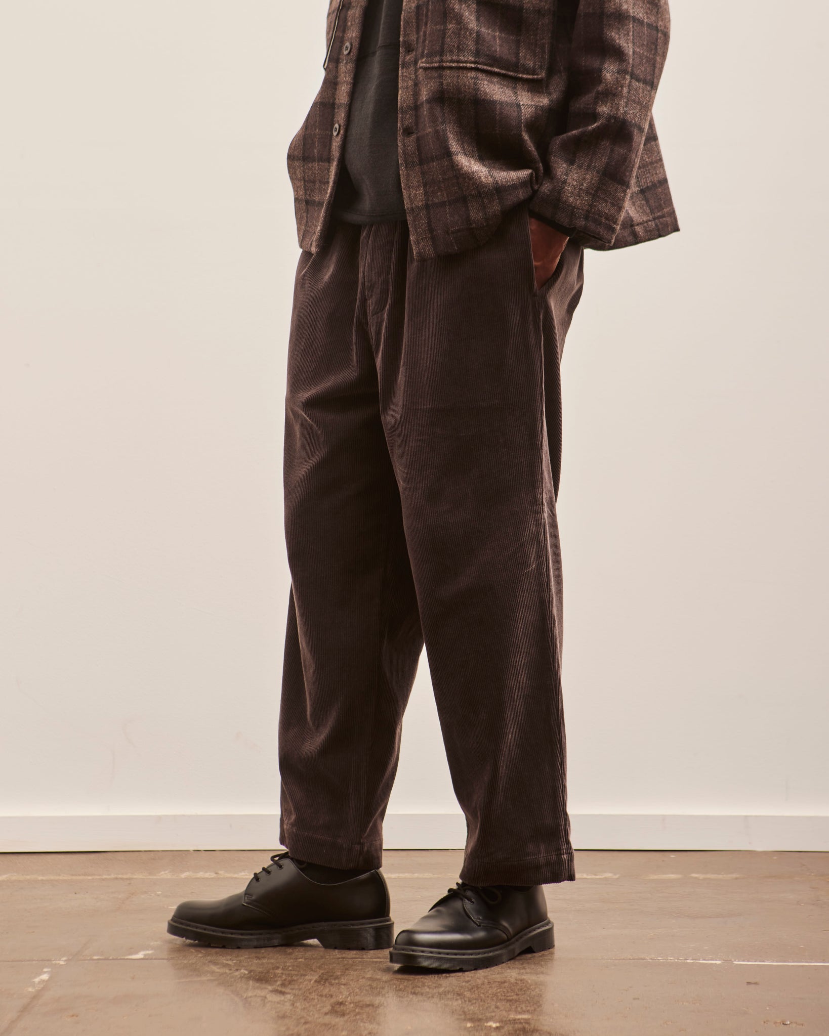Evan Kinori Elastic Pant, Dark Taupe Cotton/Corduroy