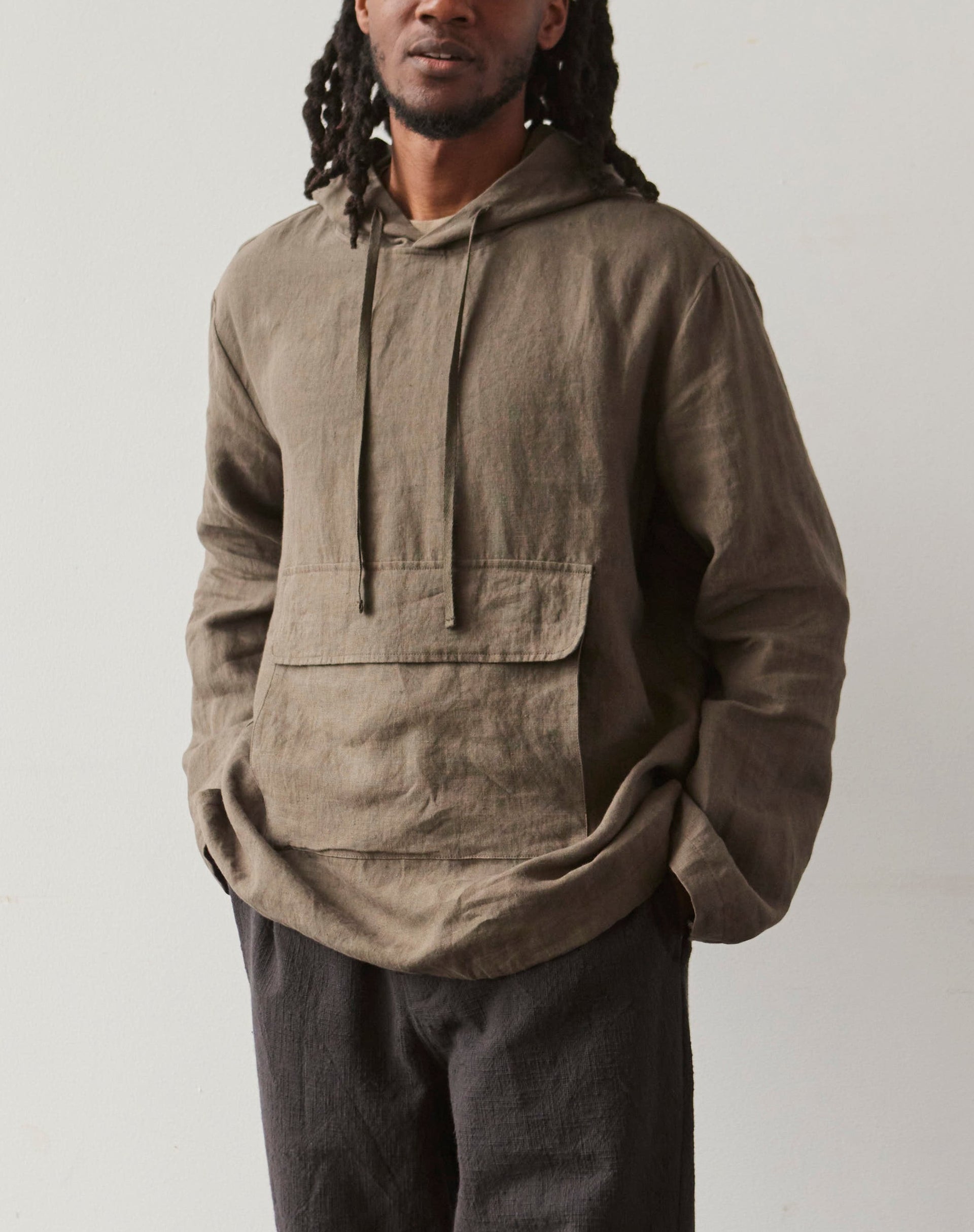 Evan Kinori Tumbled Linen Anorak, Olive – Glasswing