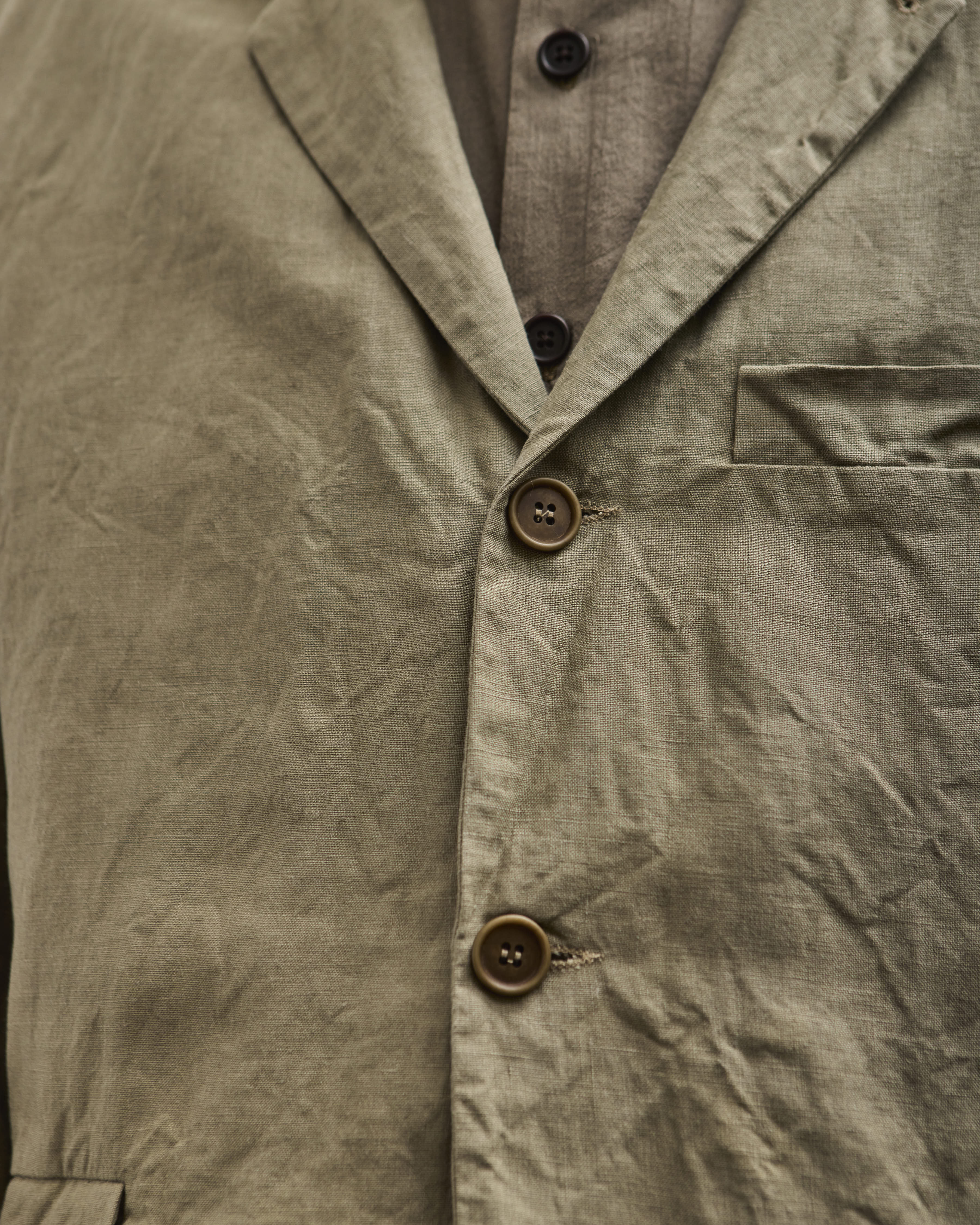 Evan Kinori Tumbled Linen Three Button Jacket, Dark Beige – Glasswing