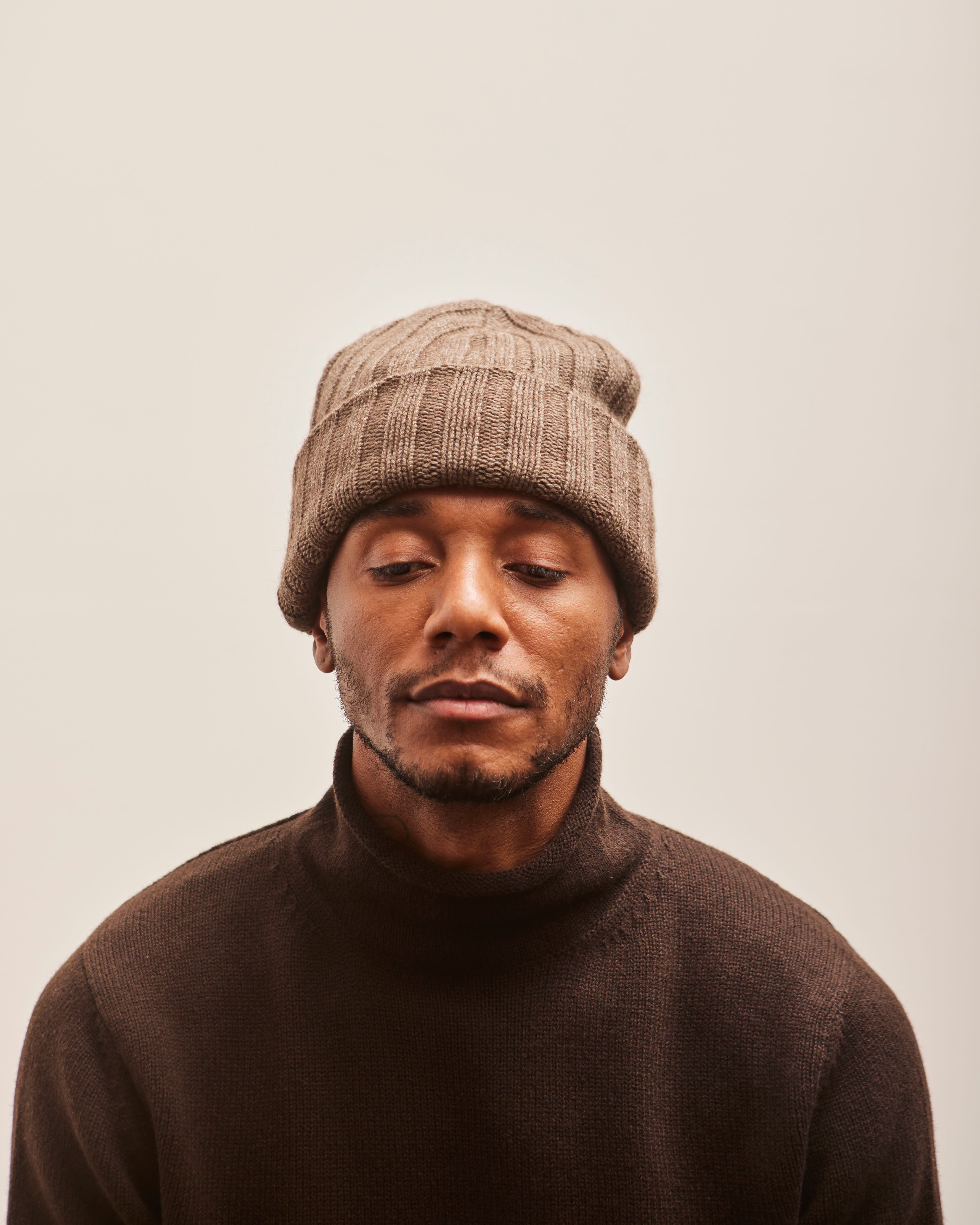 Evan Kinori Two-Ply Knit Cap, Natural Brown – Glasswing