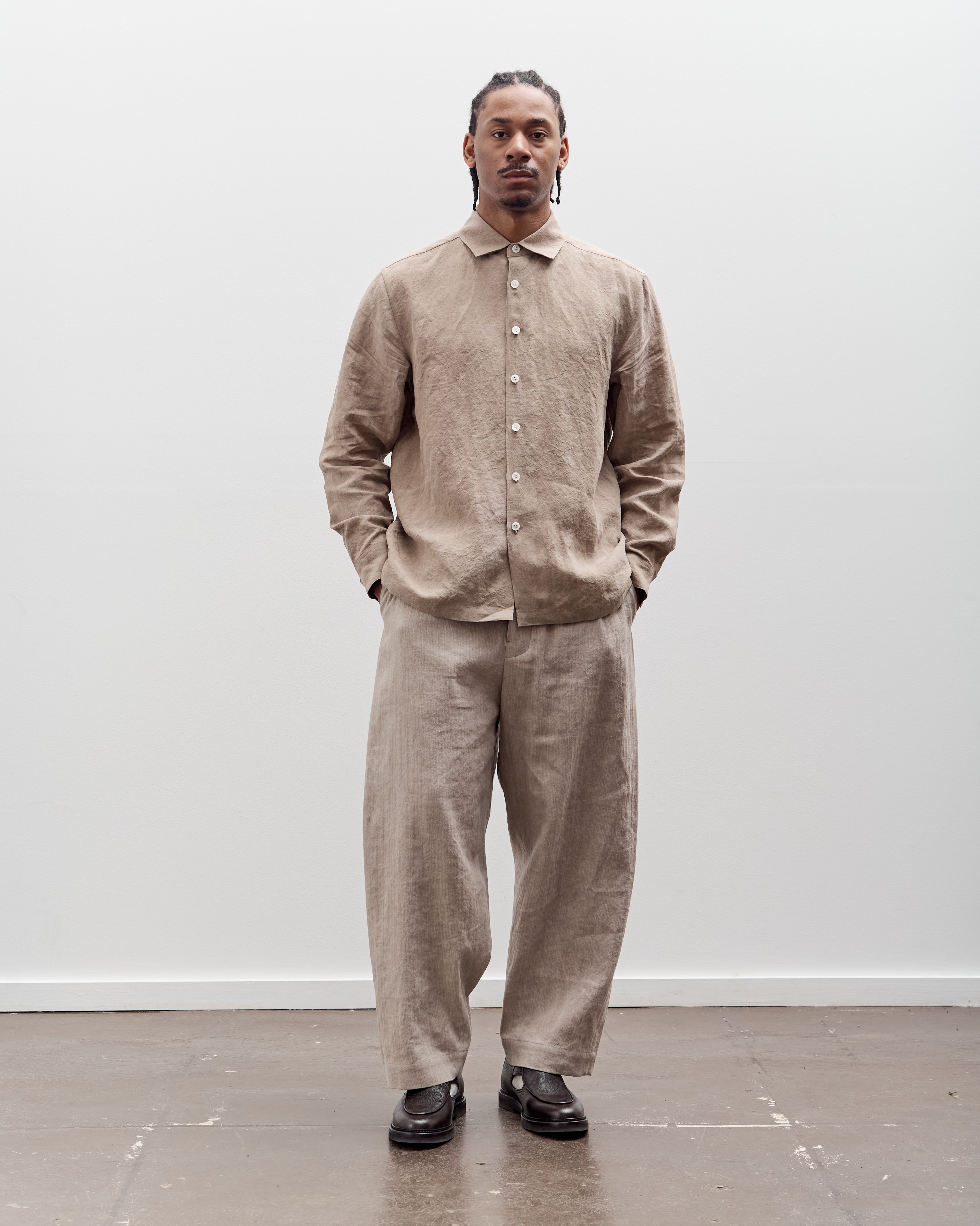 Evan Kinori Two Pleat Pant, Cold Dye Hemp – Glasswing