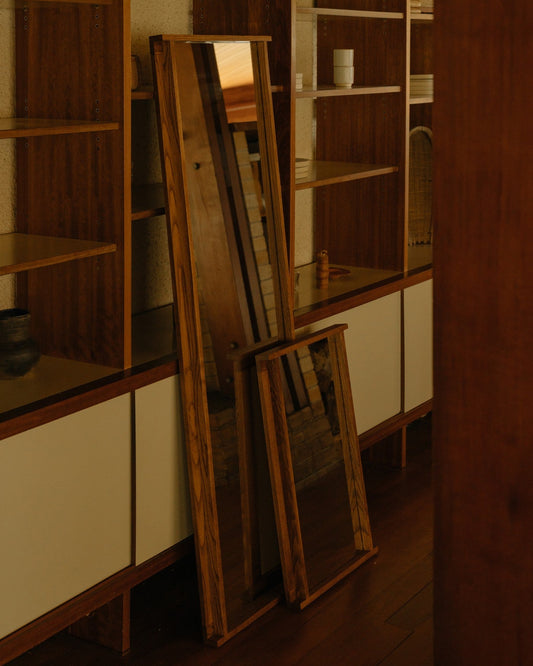 Symmetry Mirror