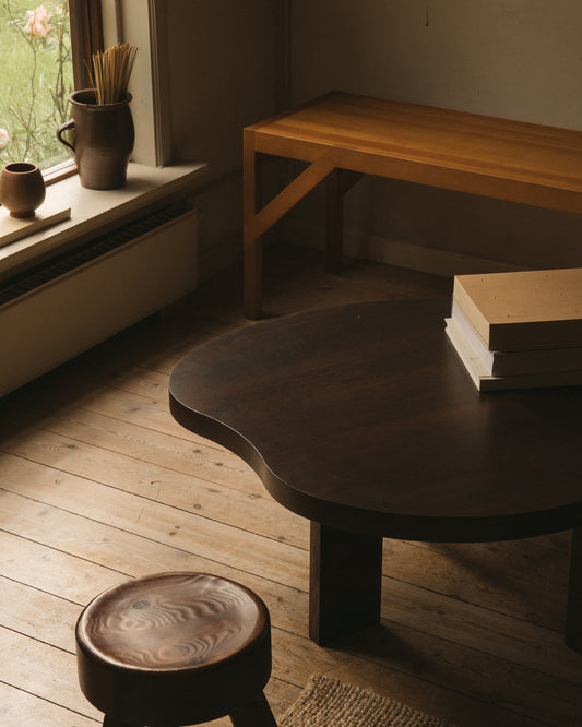Farmhouse Coffee Table - Pond, Dark Oak