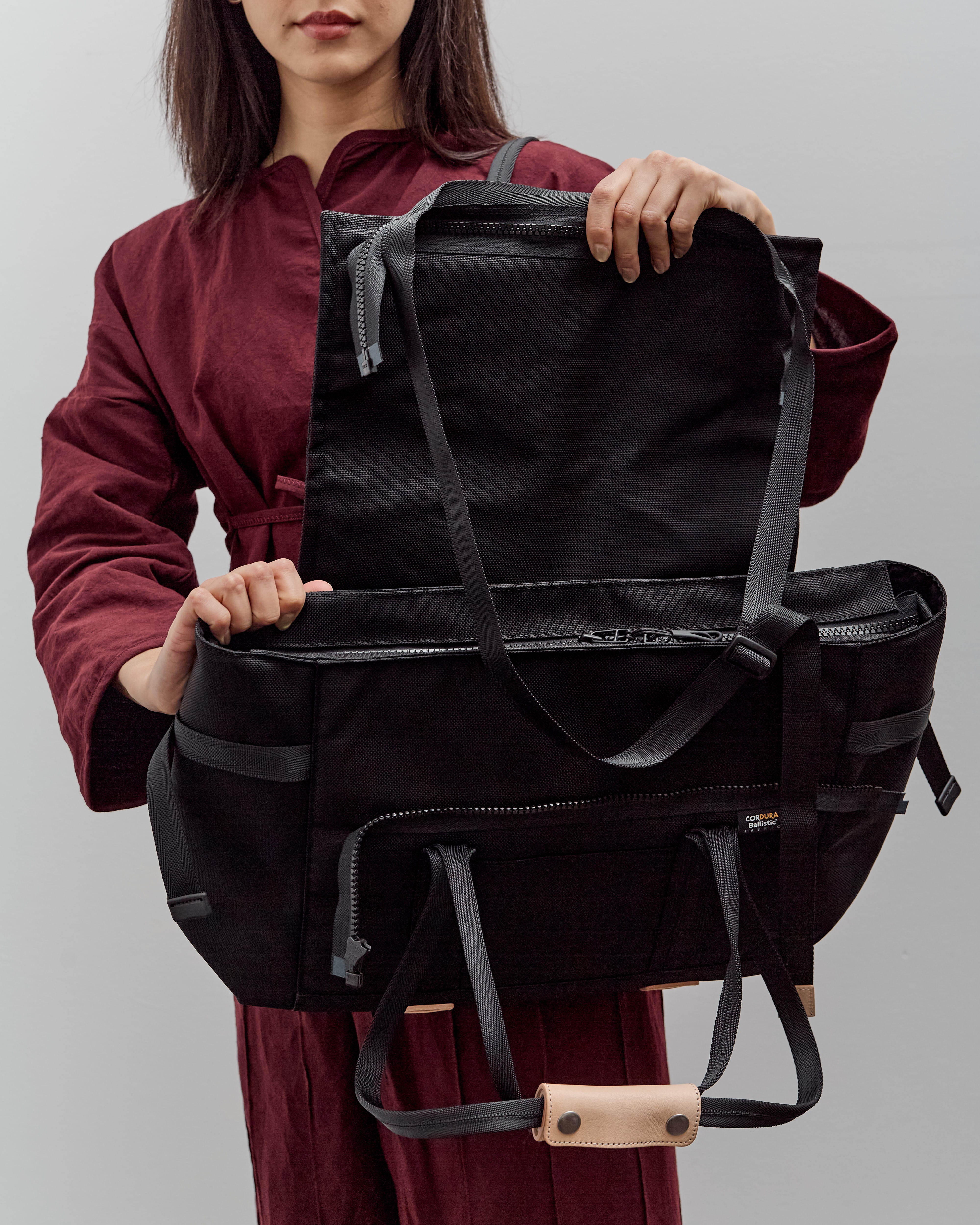 hender scheme バック Hender Scheme Module Tote Bag, Black/Natural – Glasswing