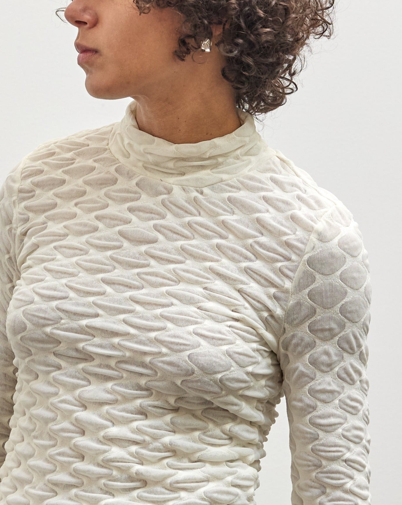 Henrik Vibskov Bubble Wrap Turtleneck, Pearl – Glasswing
