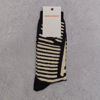 Henrik Vibskov Murph Socks Homme, Black White Stripes