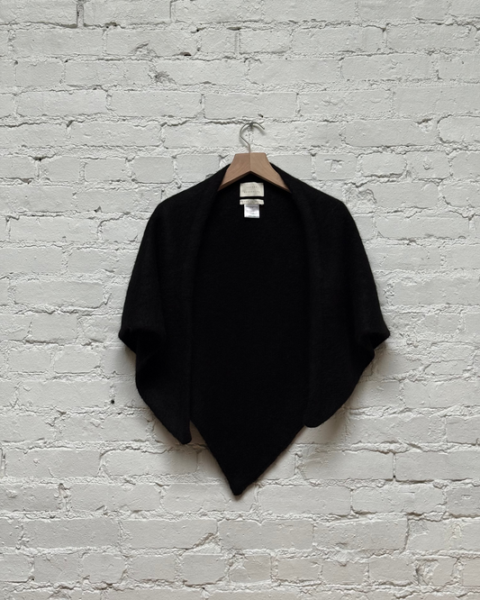 Brushed Triangle Wrap, Black