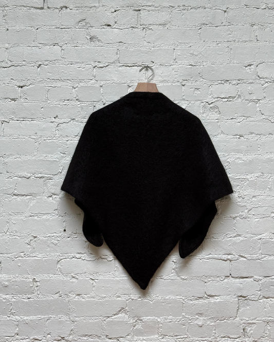 Brushed Triangle Wrap, Black