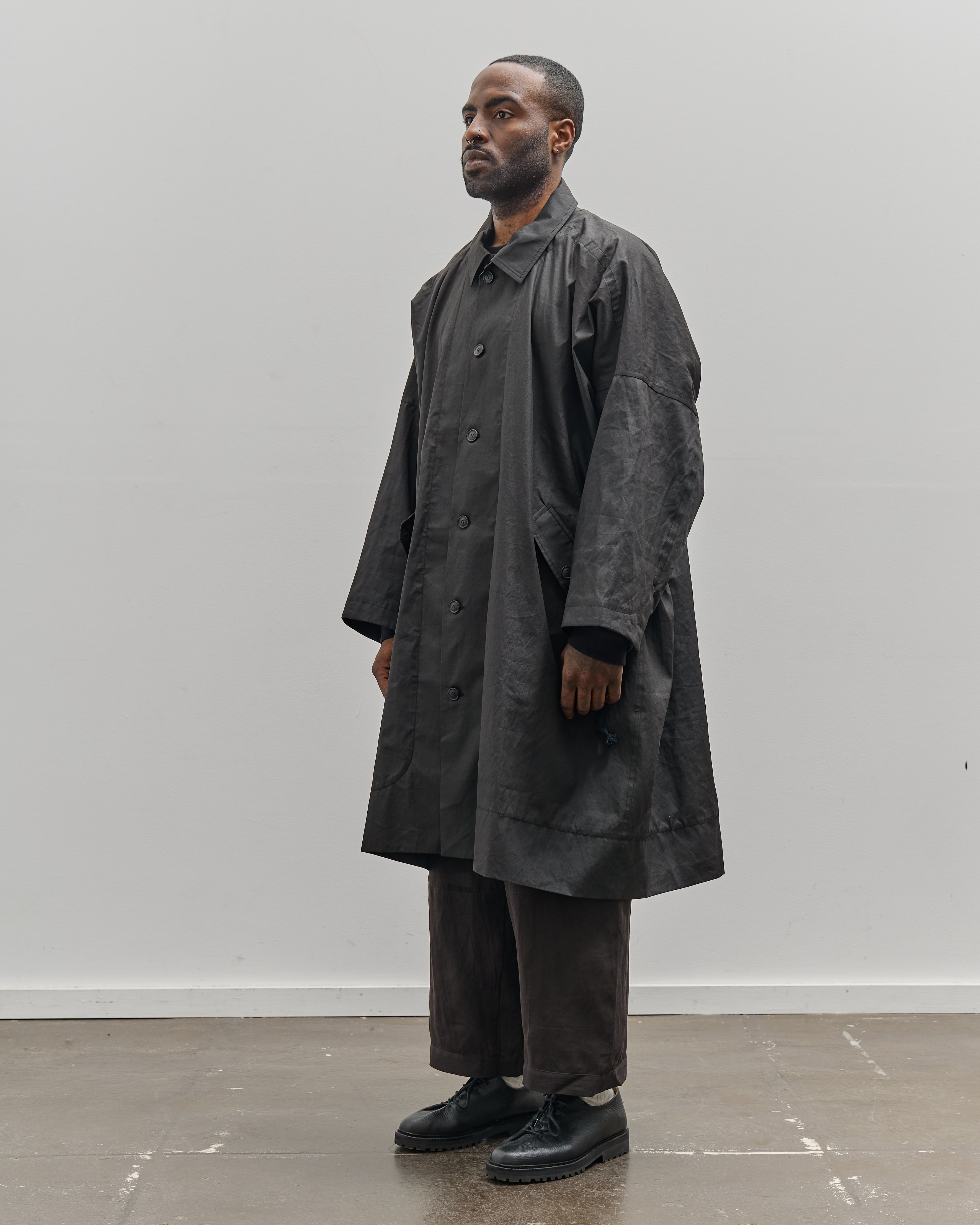 Jan-Jan Van Essche Coat #32, Tar Black – Glasswing