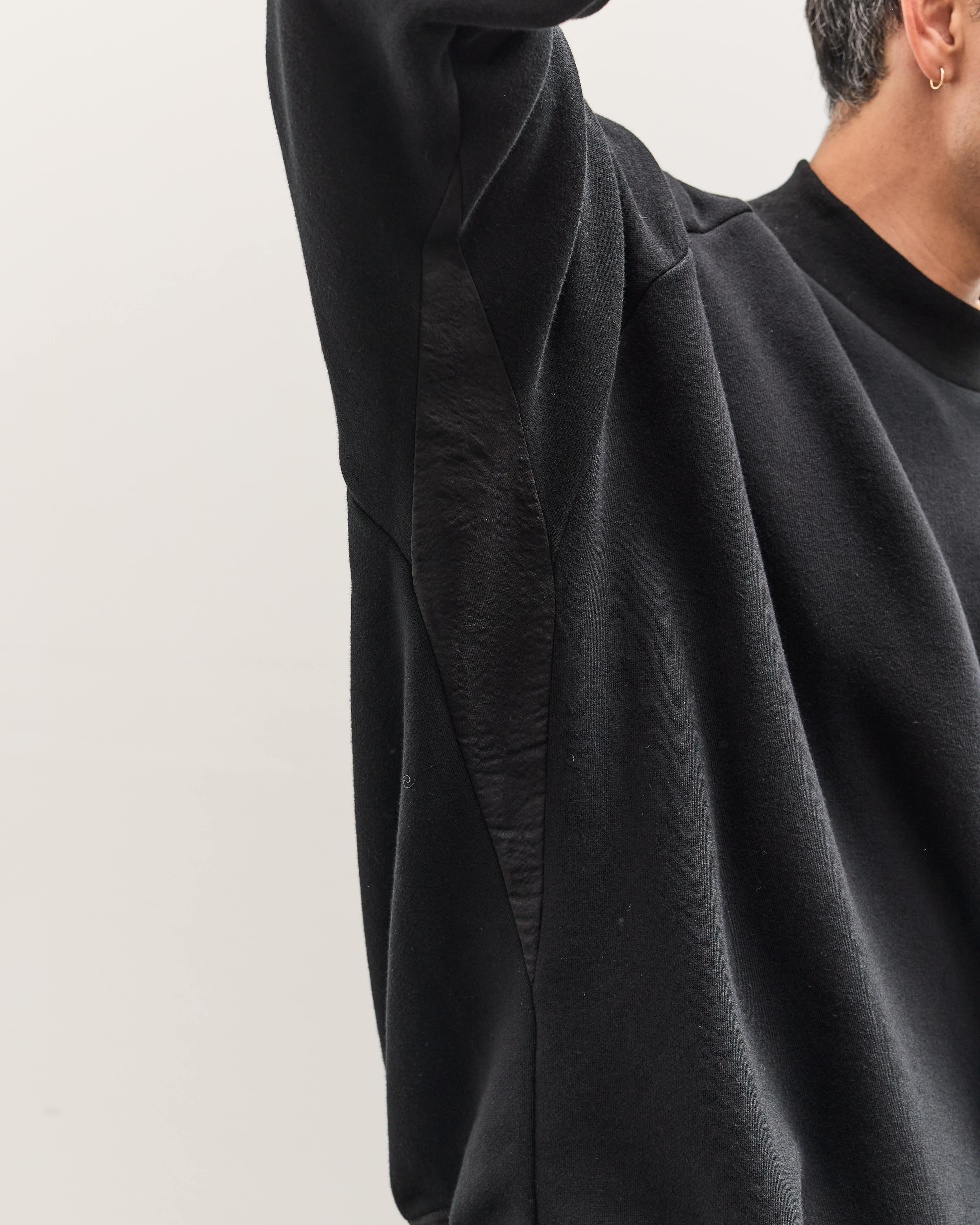 Jan-Jan Van Essche Sweat #66, Black – Glasswing