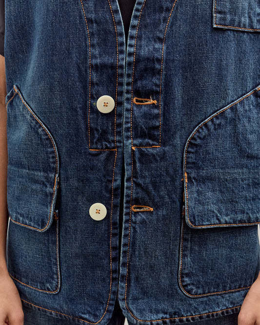 Jesse Kamm Director's Vest, Medium Roast
