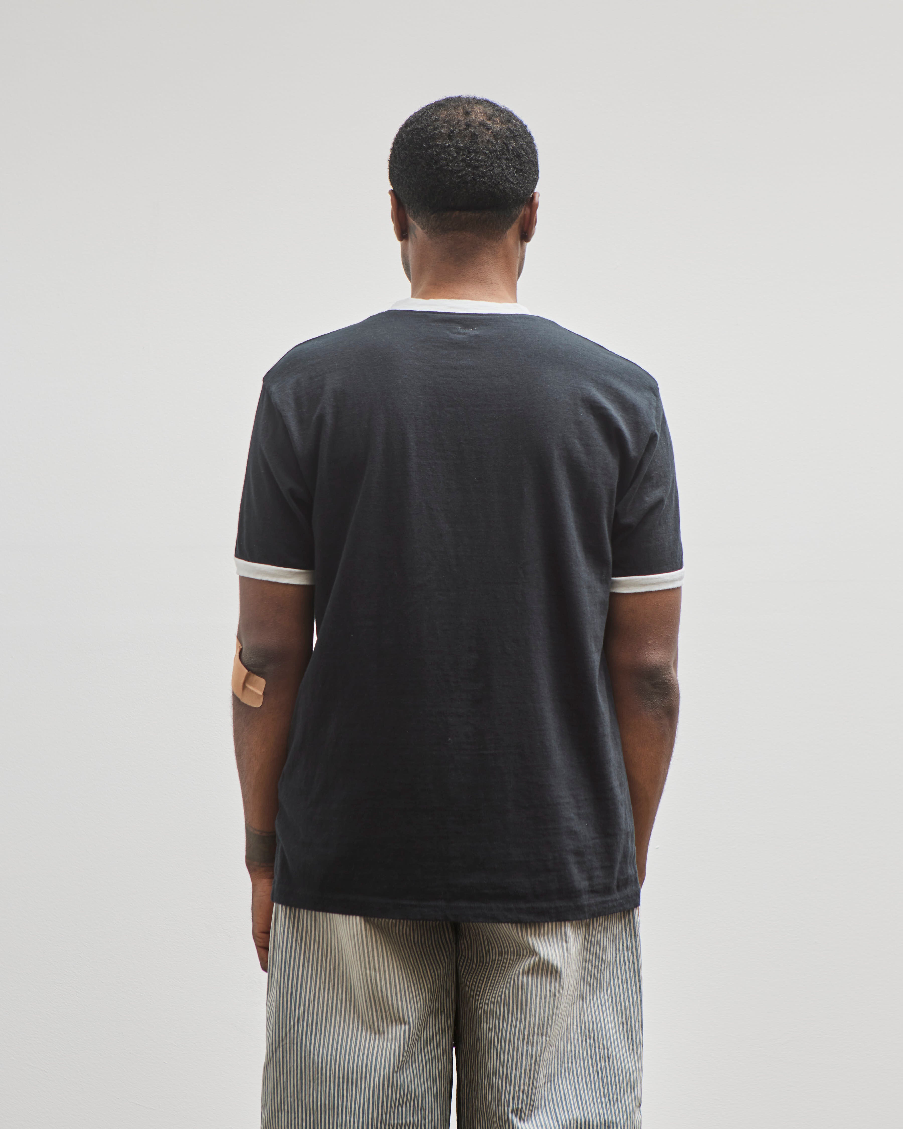 Kapital Unisex 18.5 Jersey RINGER Pocket T (FARMY), Black – Glasswing