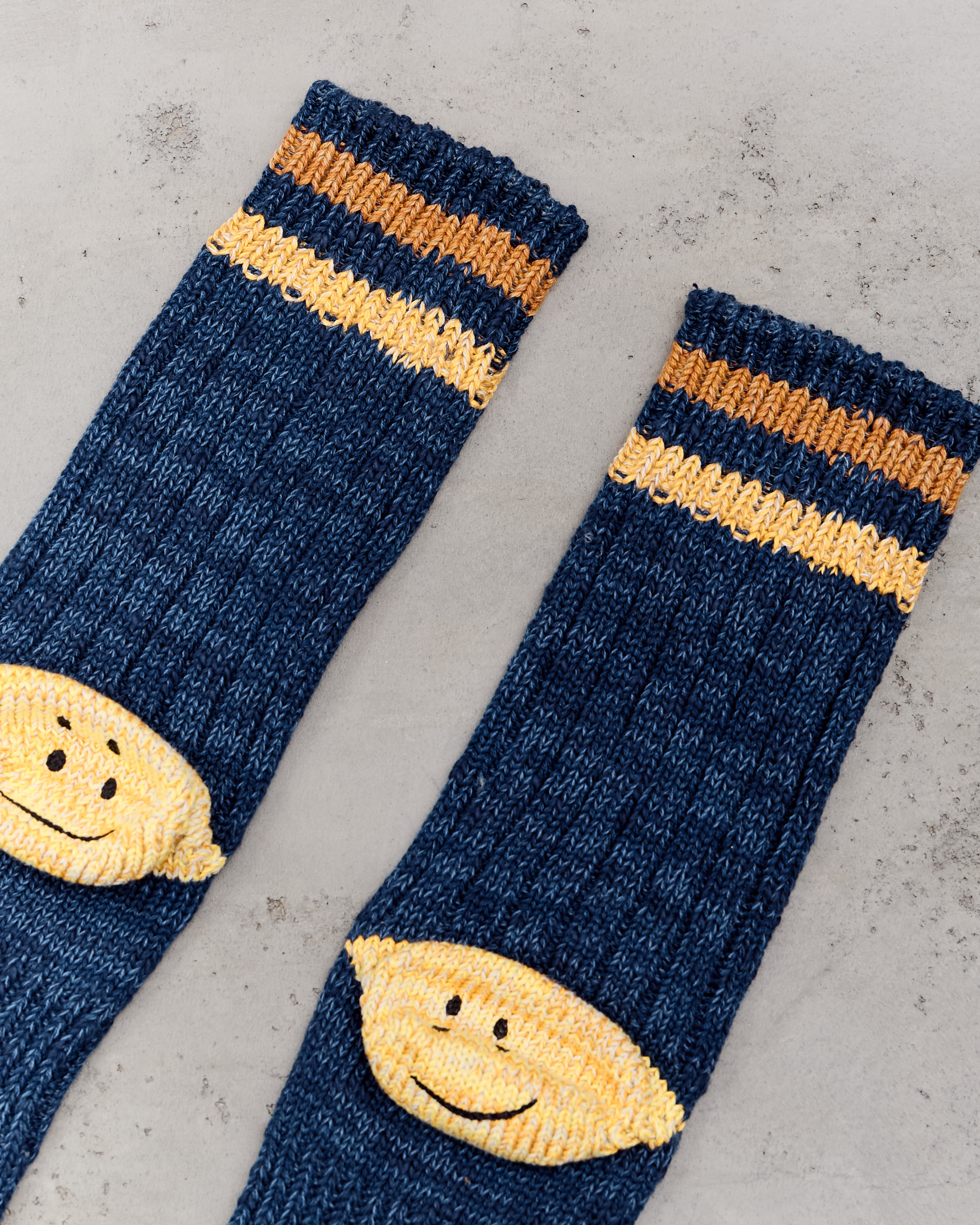 Kapital 60 Yarns Grandrelle Ivy Smiley Socks, Navy – Glasswing