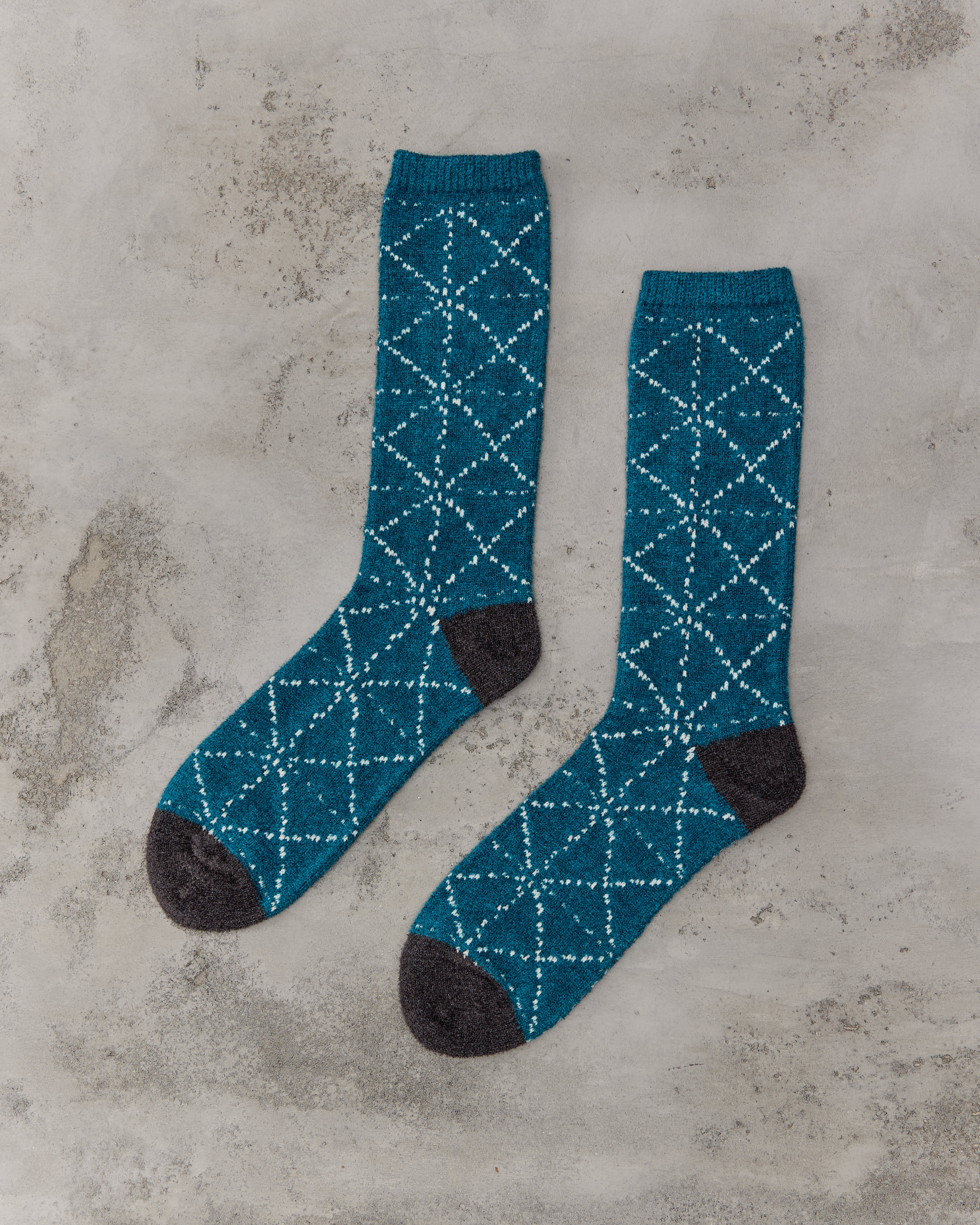 こさこさ 84 Yarns Mole Yarn Sashiko Socks, Blue – Glasswing