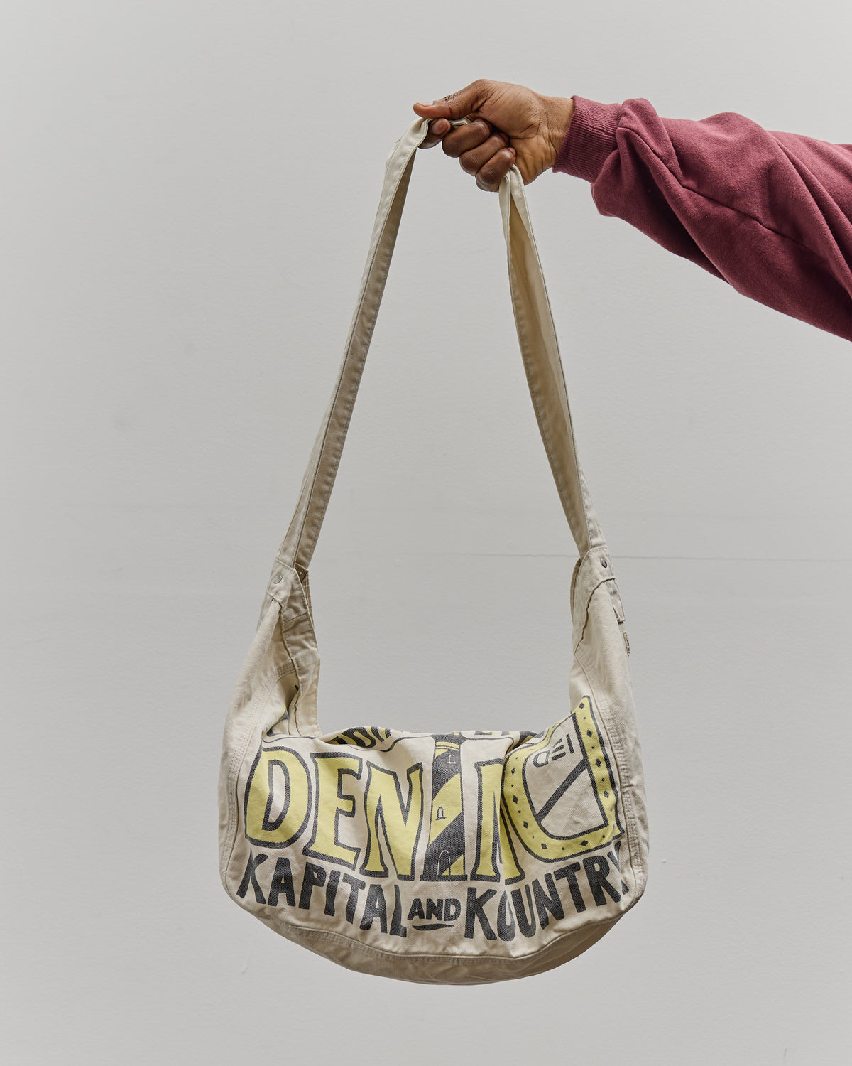 KapitalCanvasnewspaperbag_3055 