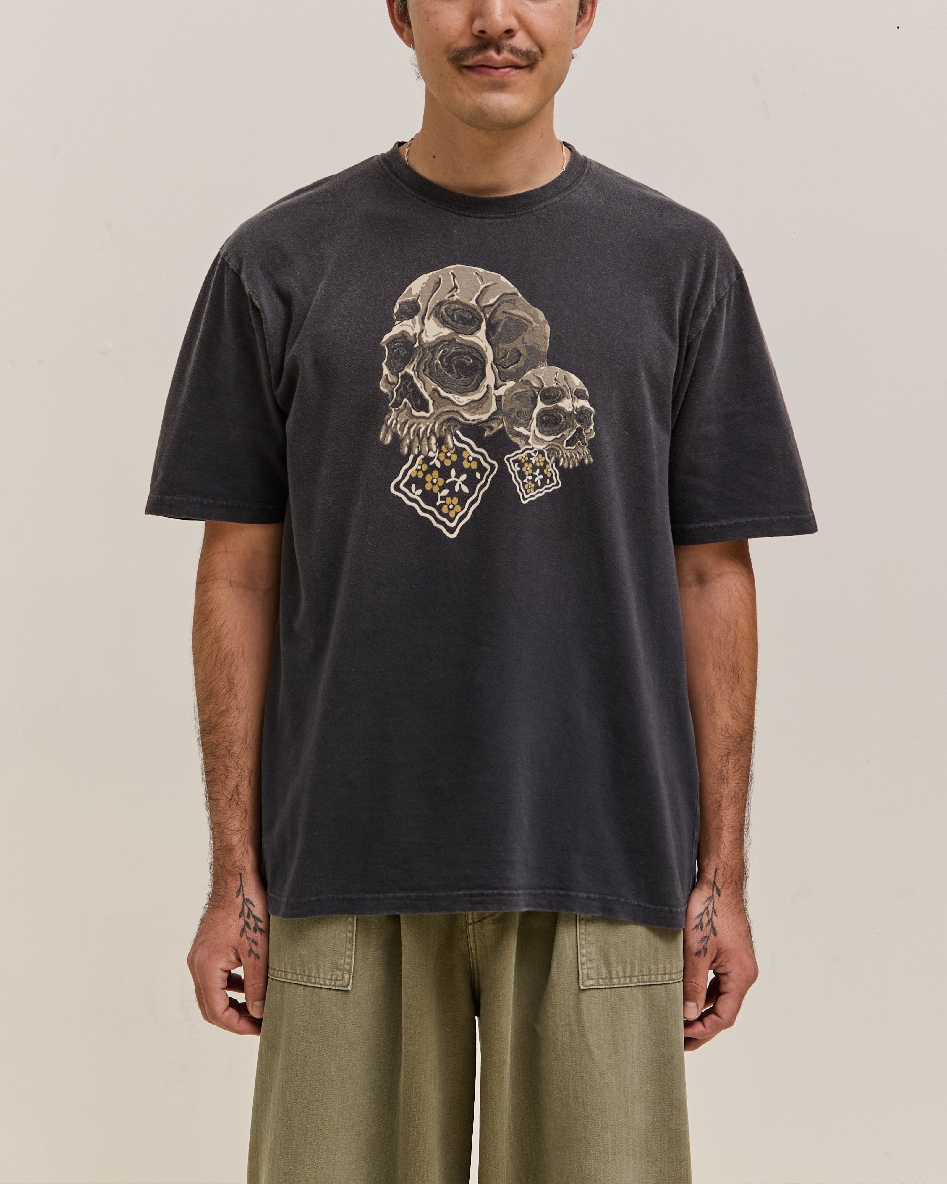 Kapital Jersey Crew T Rain Skull, Black – Glasswing