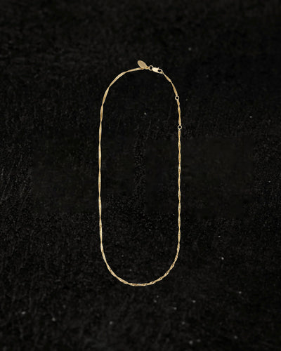 Kara Yoo Thin Singapore Necklace, Gold