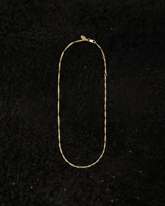 Kara Yoo Thin Singapore Necklace, Gold