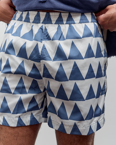 La Paz Fontes, Indigo Triangle