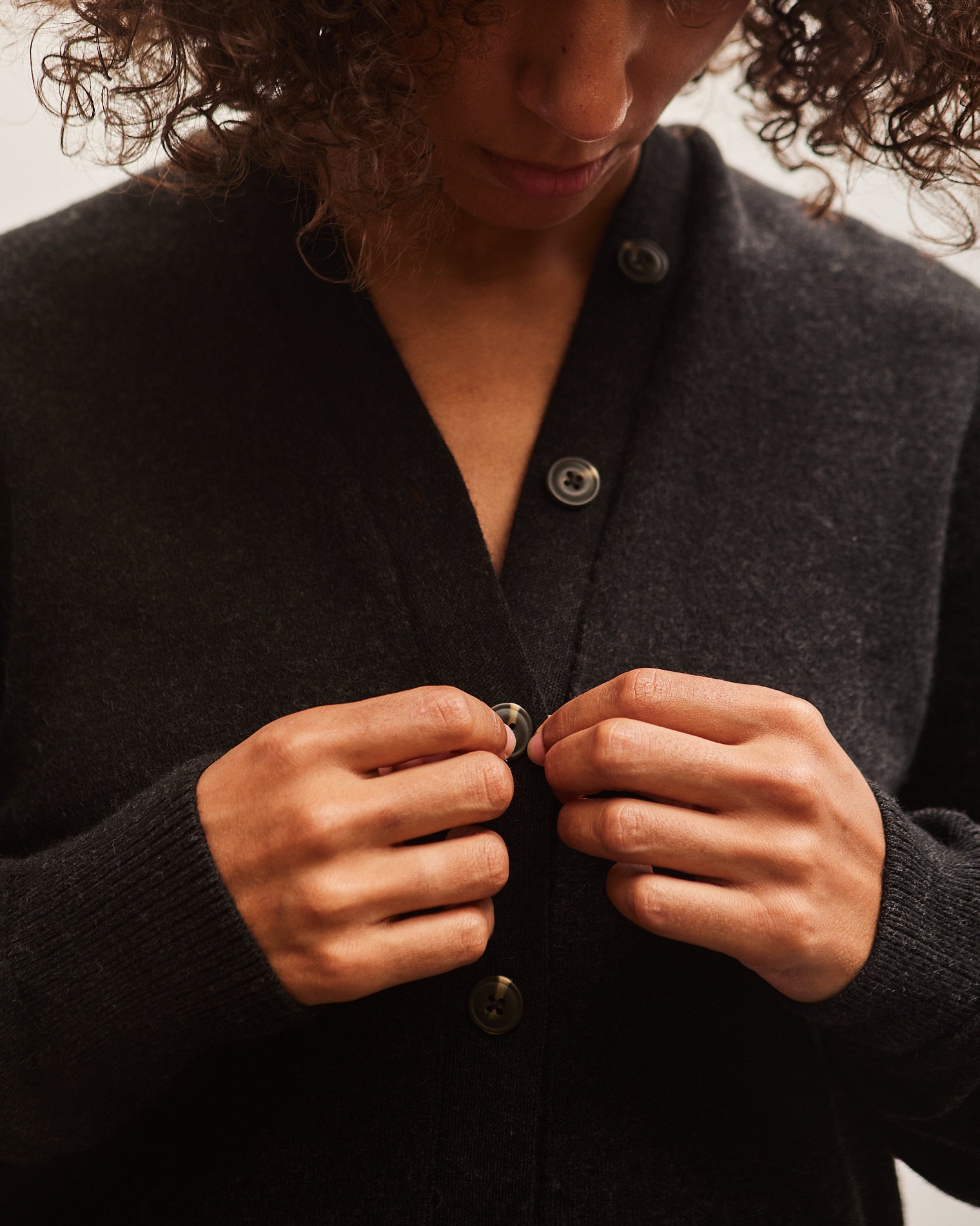 LAUREN MANOOGIAN BUTTON CARDIGAN カーディガン 【公式通販】