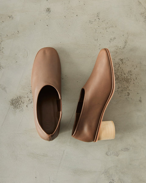 LaurenManoogianDowelHeel_Brown