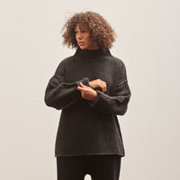 Lauren Manoogian Raw Turtleneck, Black Melange