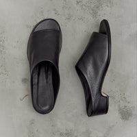 Lauren Manoogian Soft Vault Mule, Black
