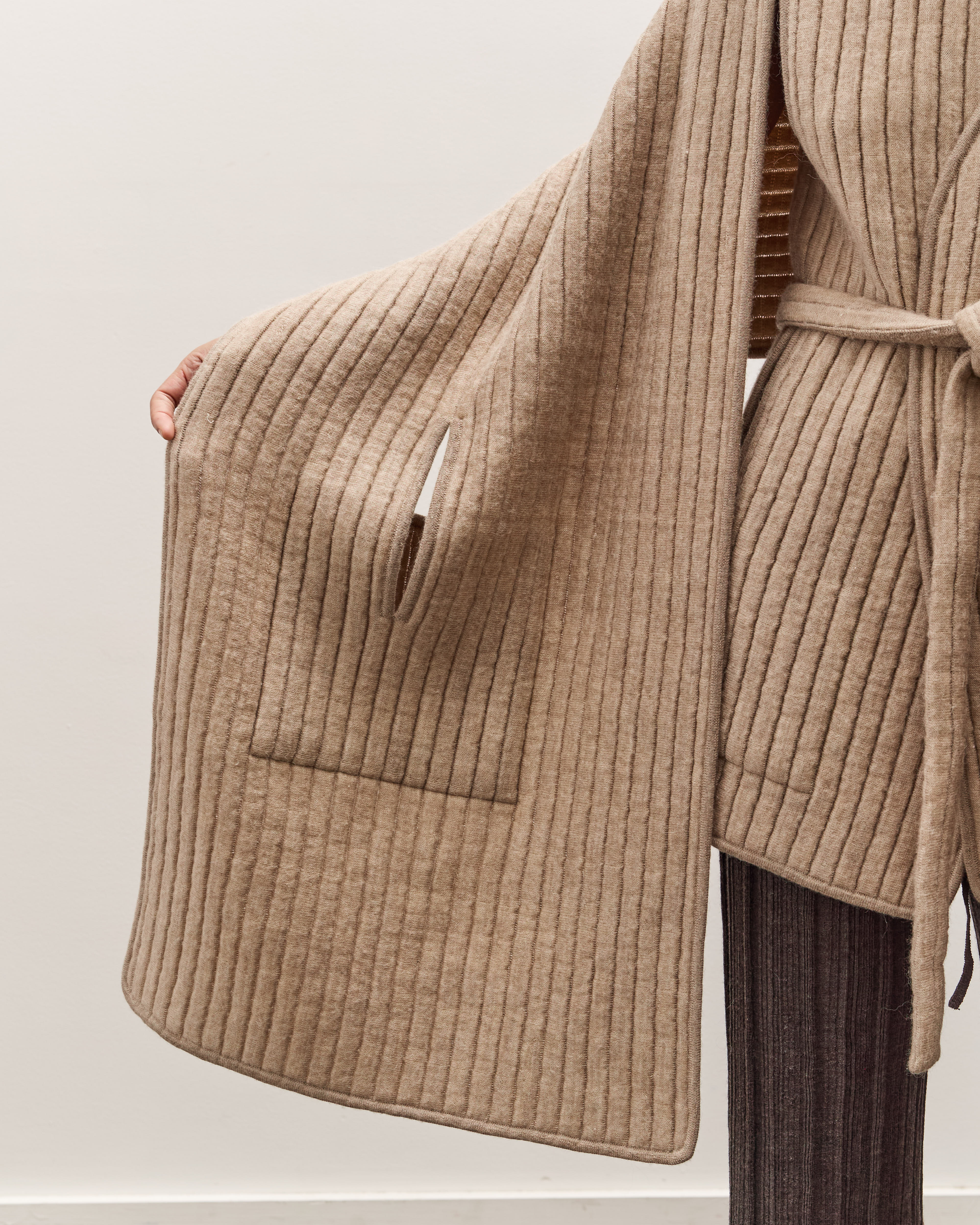 LAUREN MANOOGIAN HANDWOVENストールポンチョ Lauren Manoogian Tami Stole, Oak – Glasswing