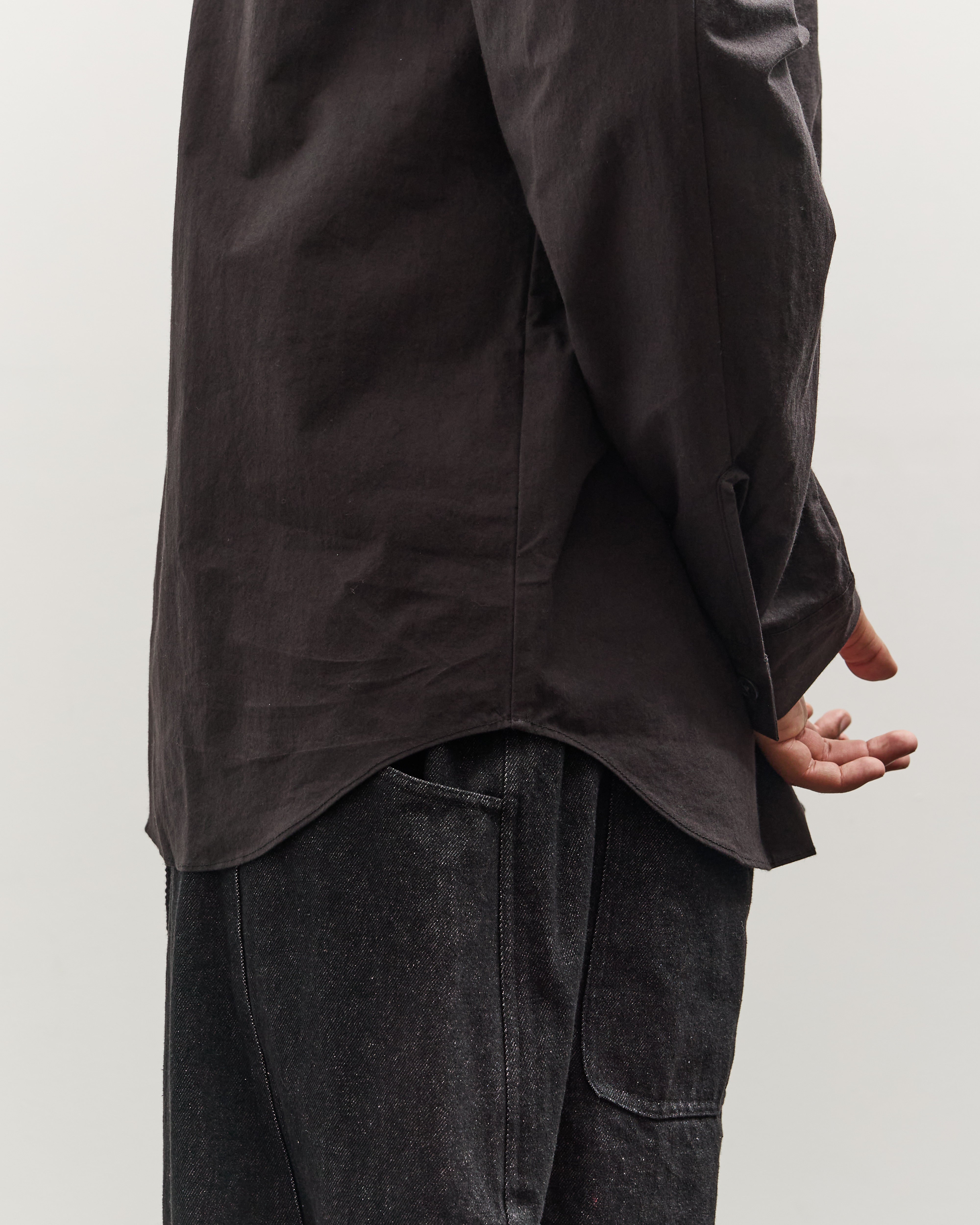 MAN-TLE R0S8 Weather Shirt, Black Weather – Glasswing