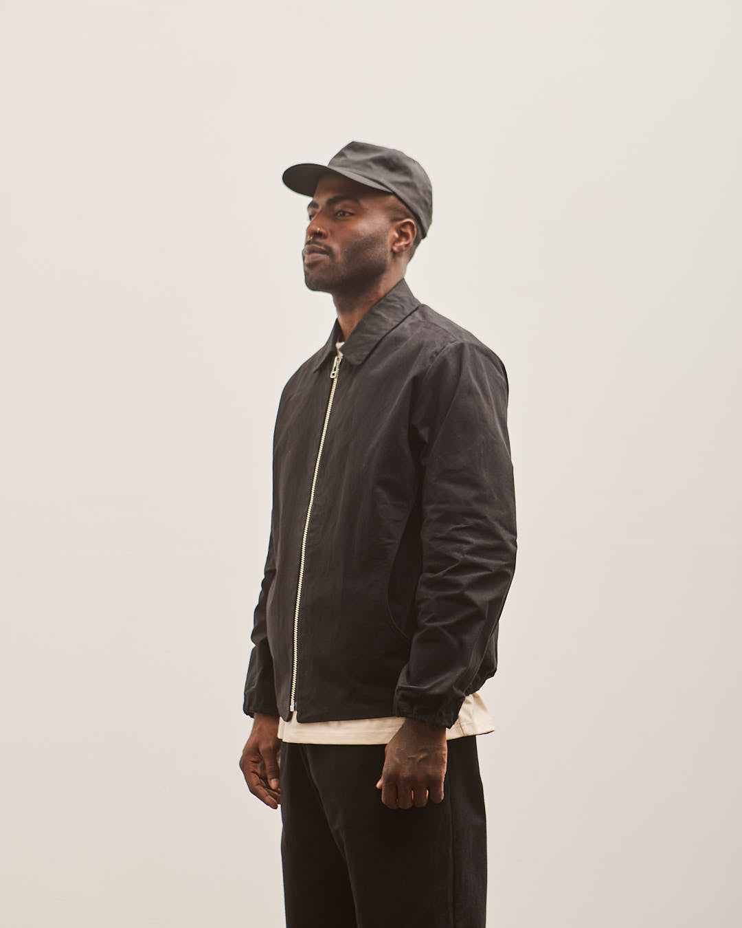 MAN-TLE R15S3 Shirt, Black – Glasswing