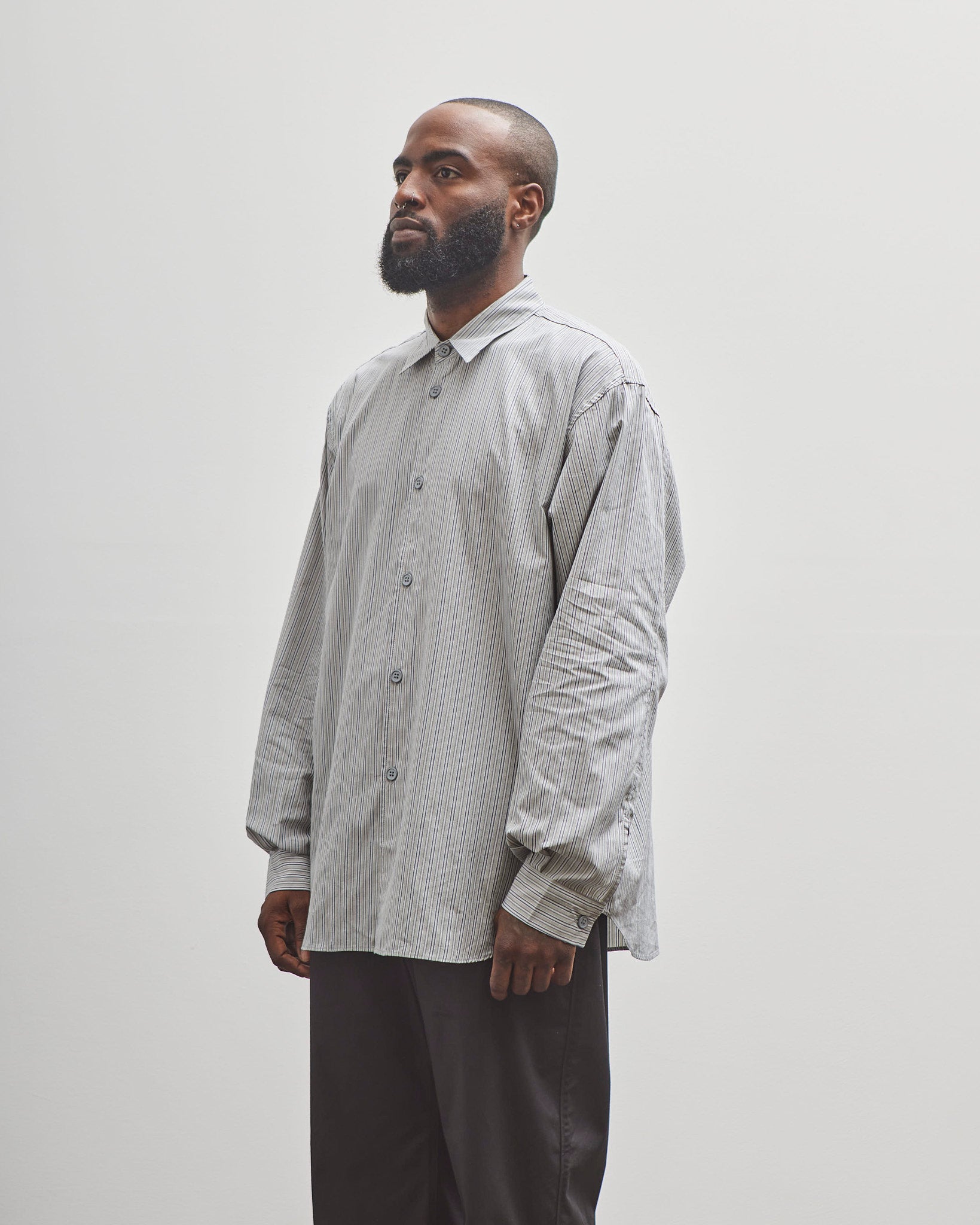 MAN-TLE R17S8 Shirt, Grey Plot – Glasswing