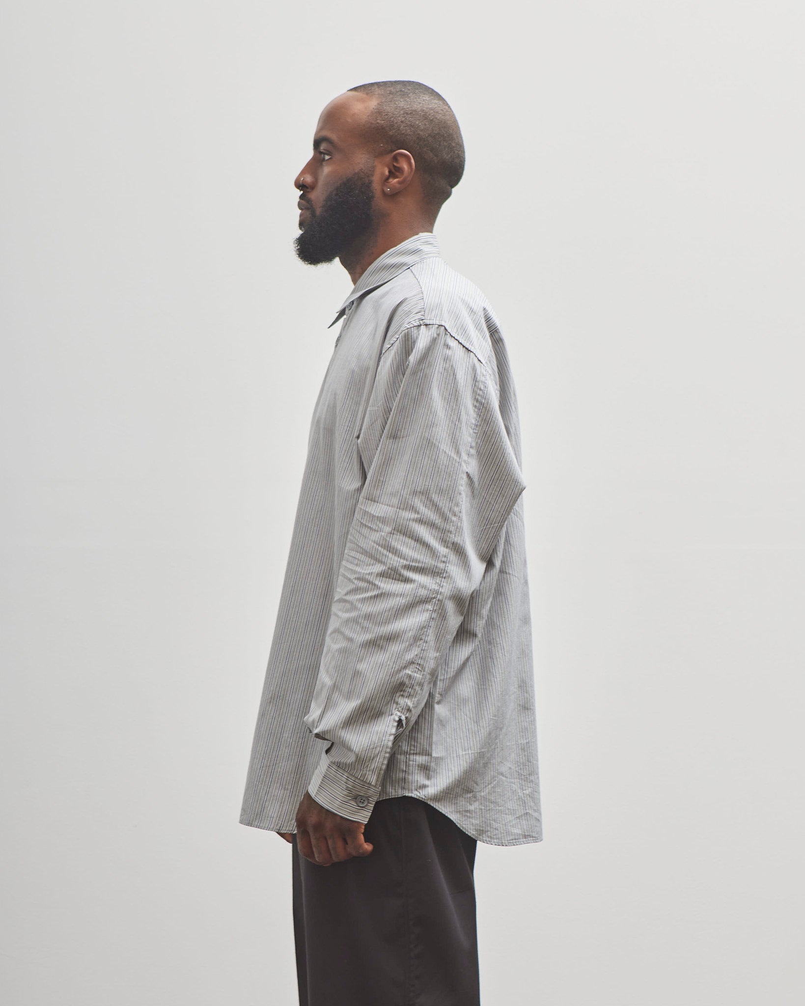 MAN-TLE R17S8 Shirt, Grey Plot – Glasswing