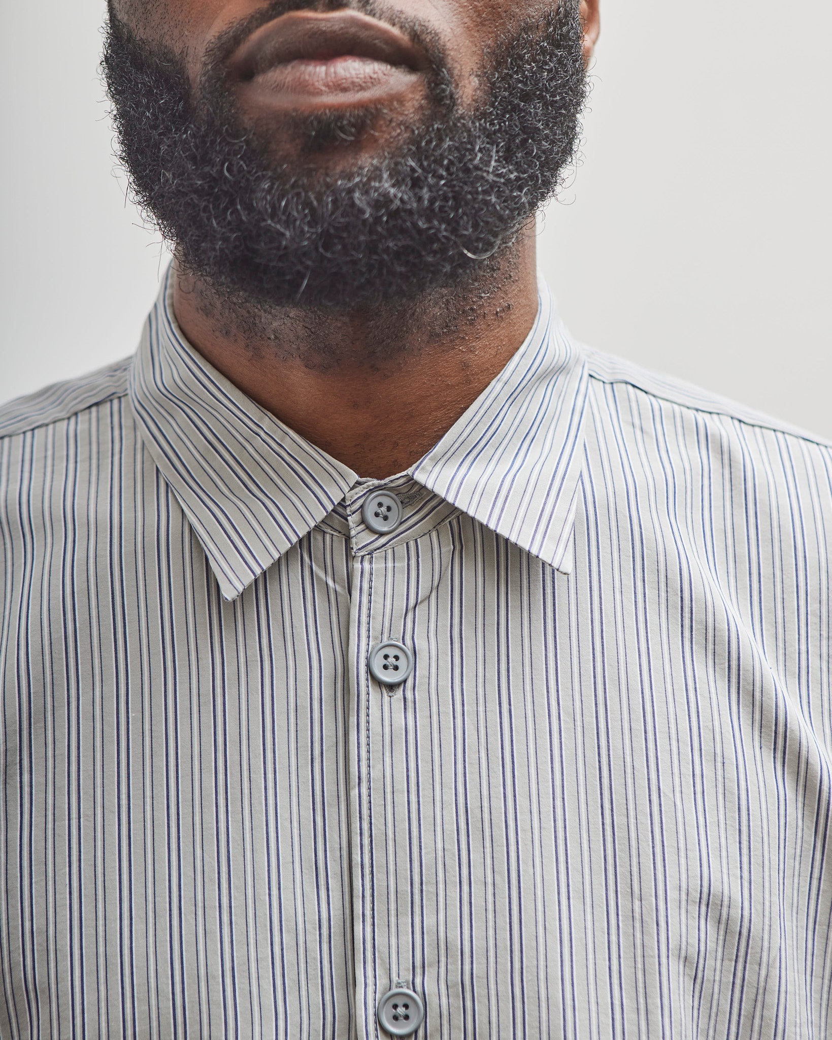 MAN-TLE R17S8 Shirt, Grey Plot – Glasswing