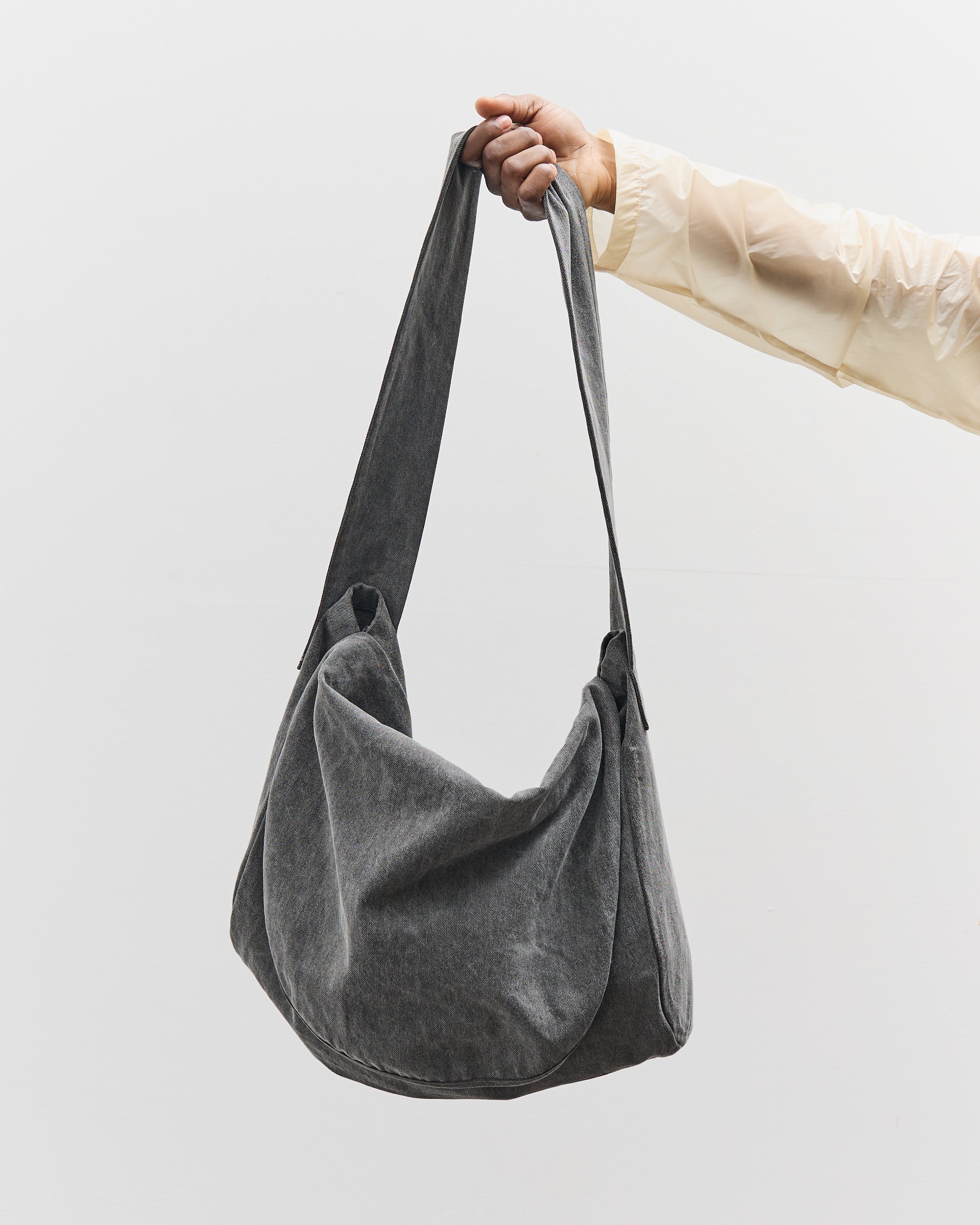 MAN-TLE ショルダーバッグ MAN-TLE R0 Bag-1 Black Nylon
