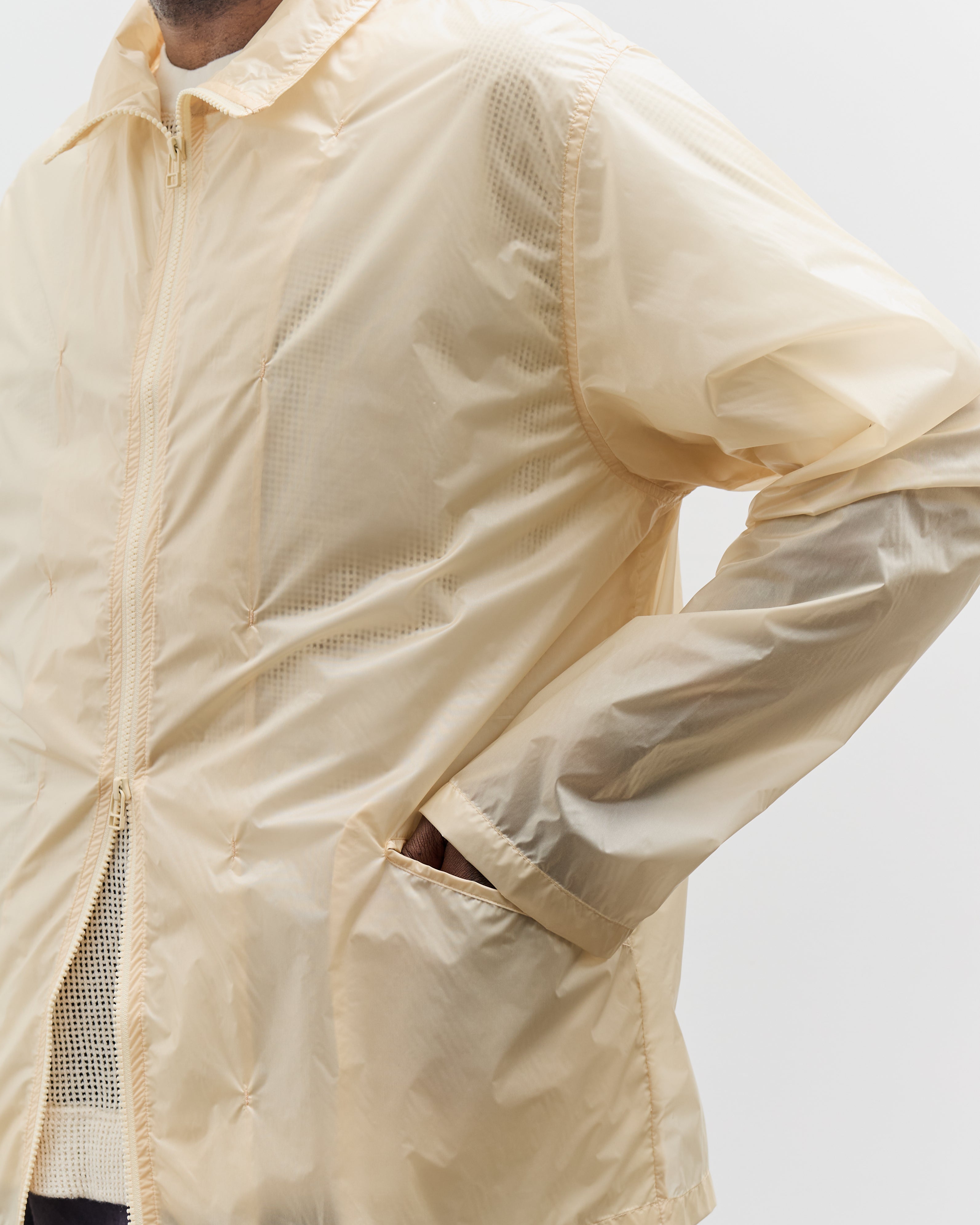 MAN-TLE R18N3 Track Jacket, Sand – Glasswing